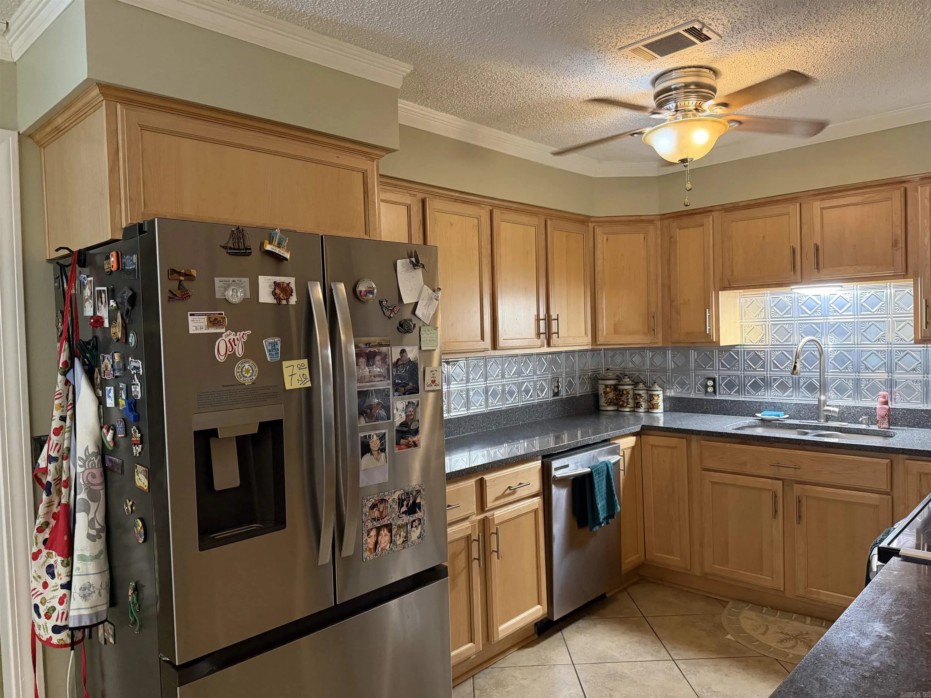 Property at 4  Stratford - Image 9