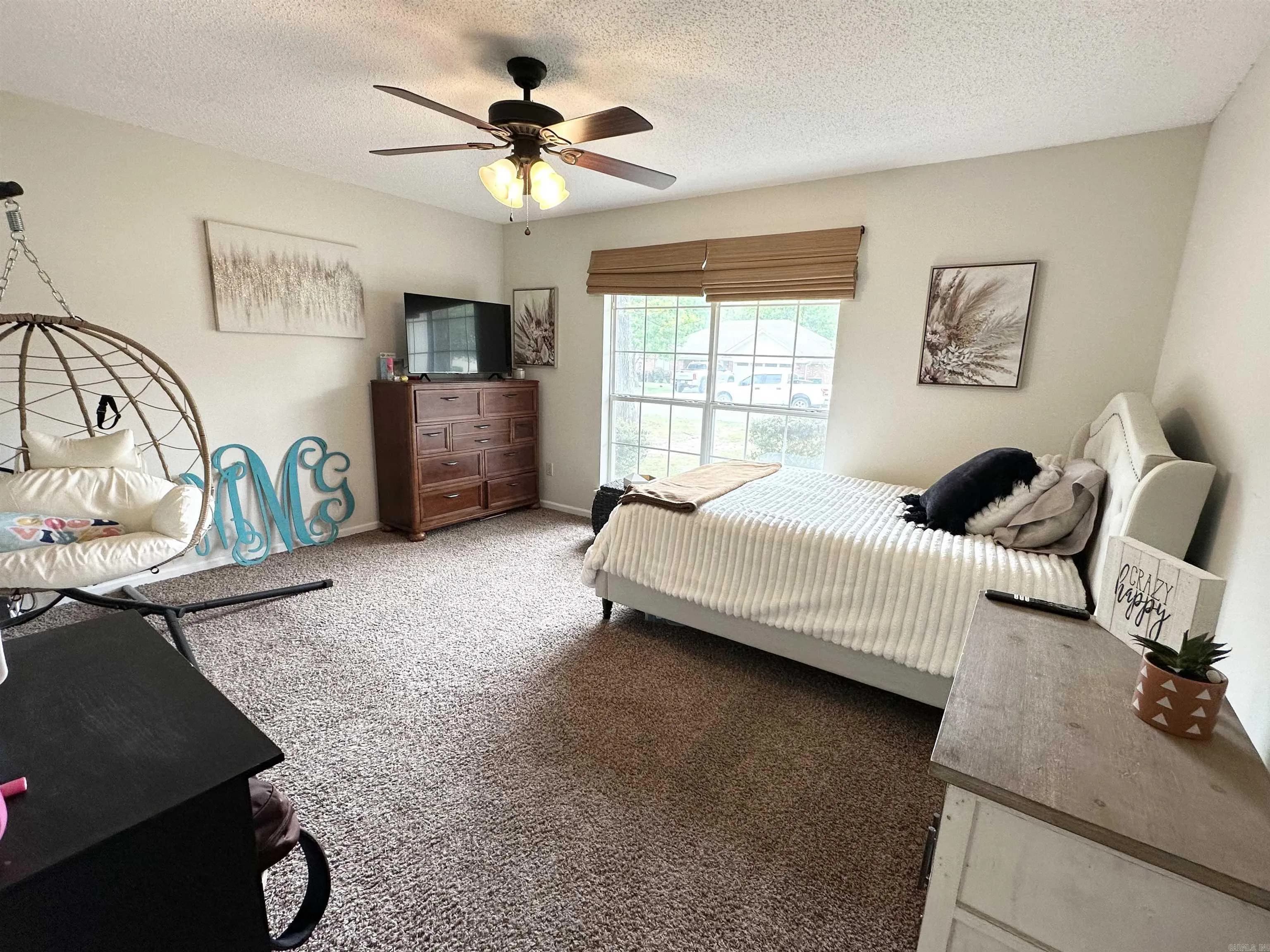 Property at 301  Barney - Image 22