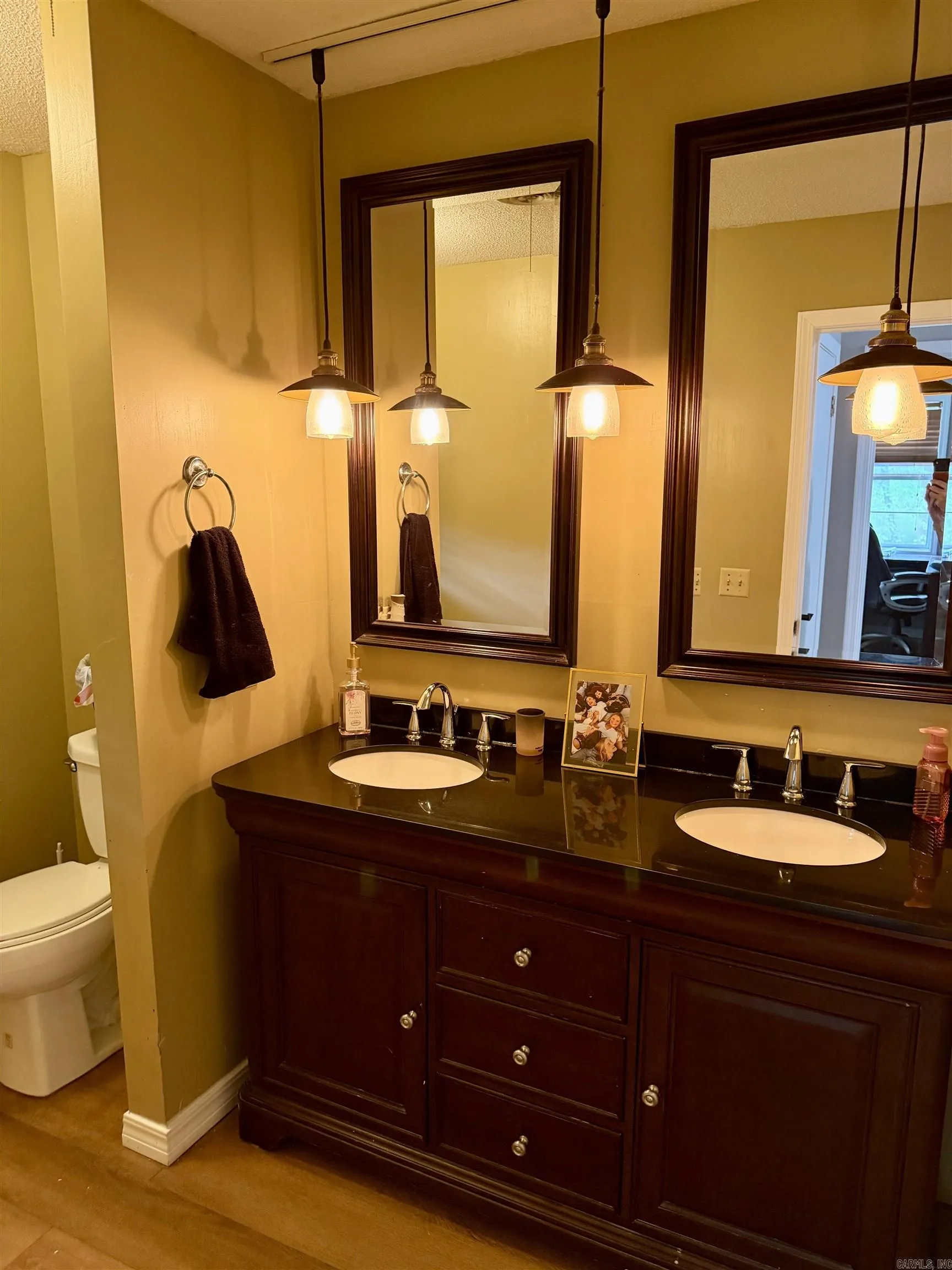 Property at 2  Briarwood ln - Image 33