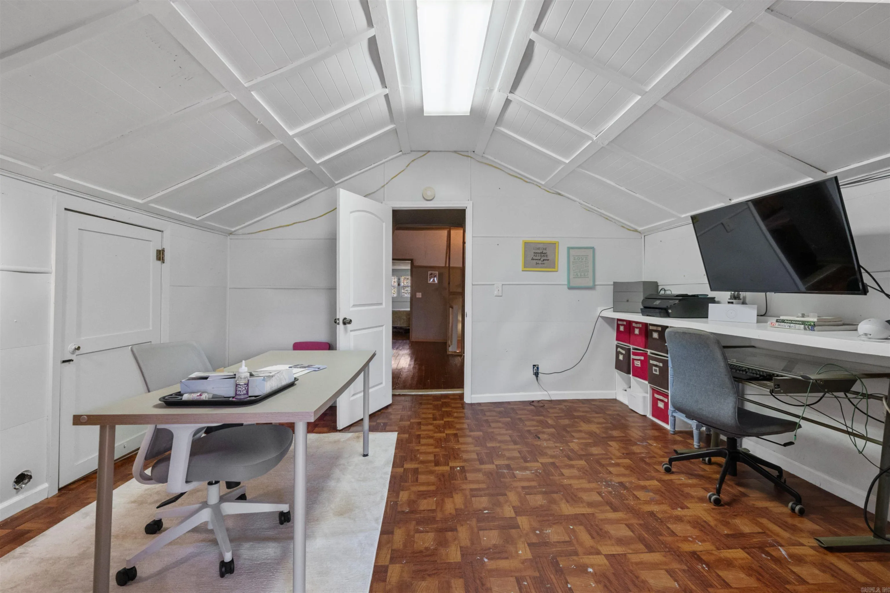 Property at 104  Court square - Image 33