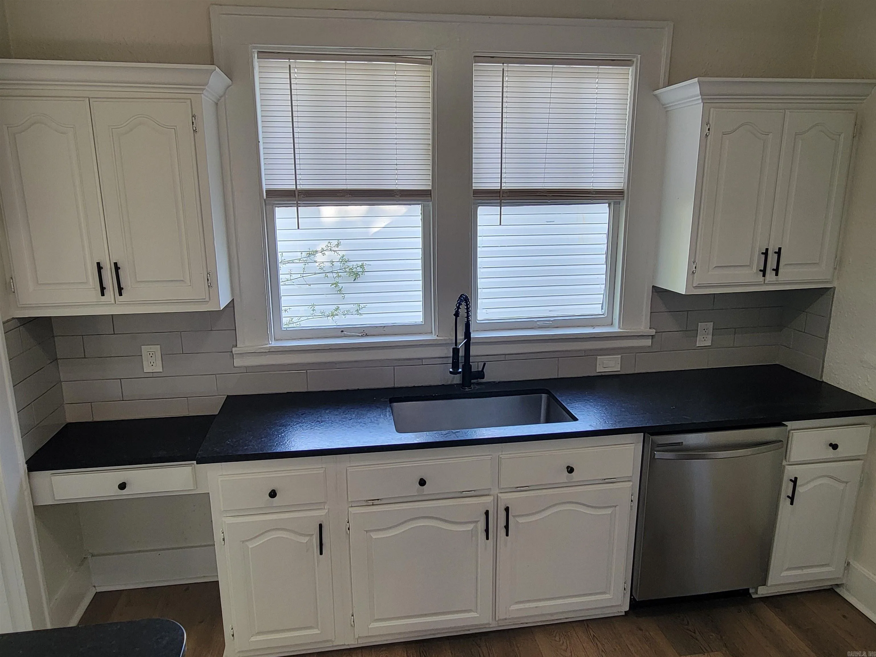 Property at 2209 W Long 17th - Image 29