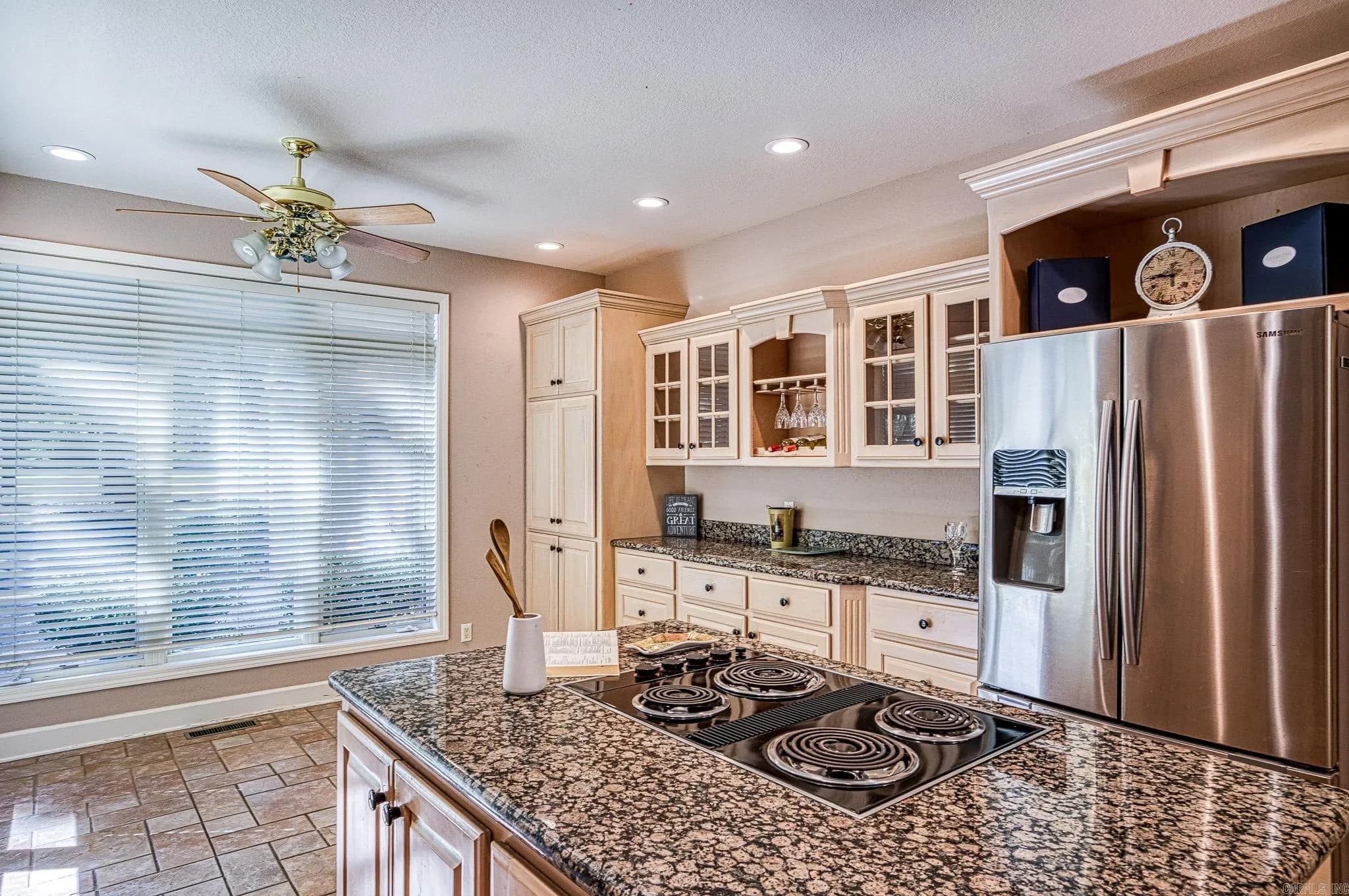 Property at 53  Loyola dr - Image 12