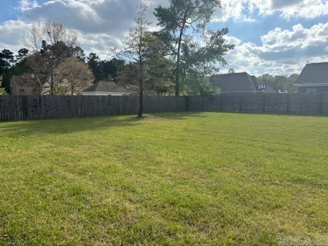 Property at 104  Evergreen - Image 18