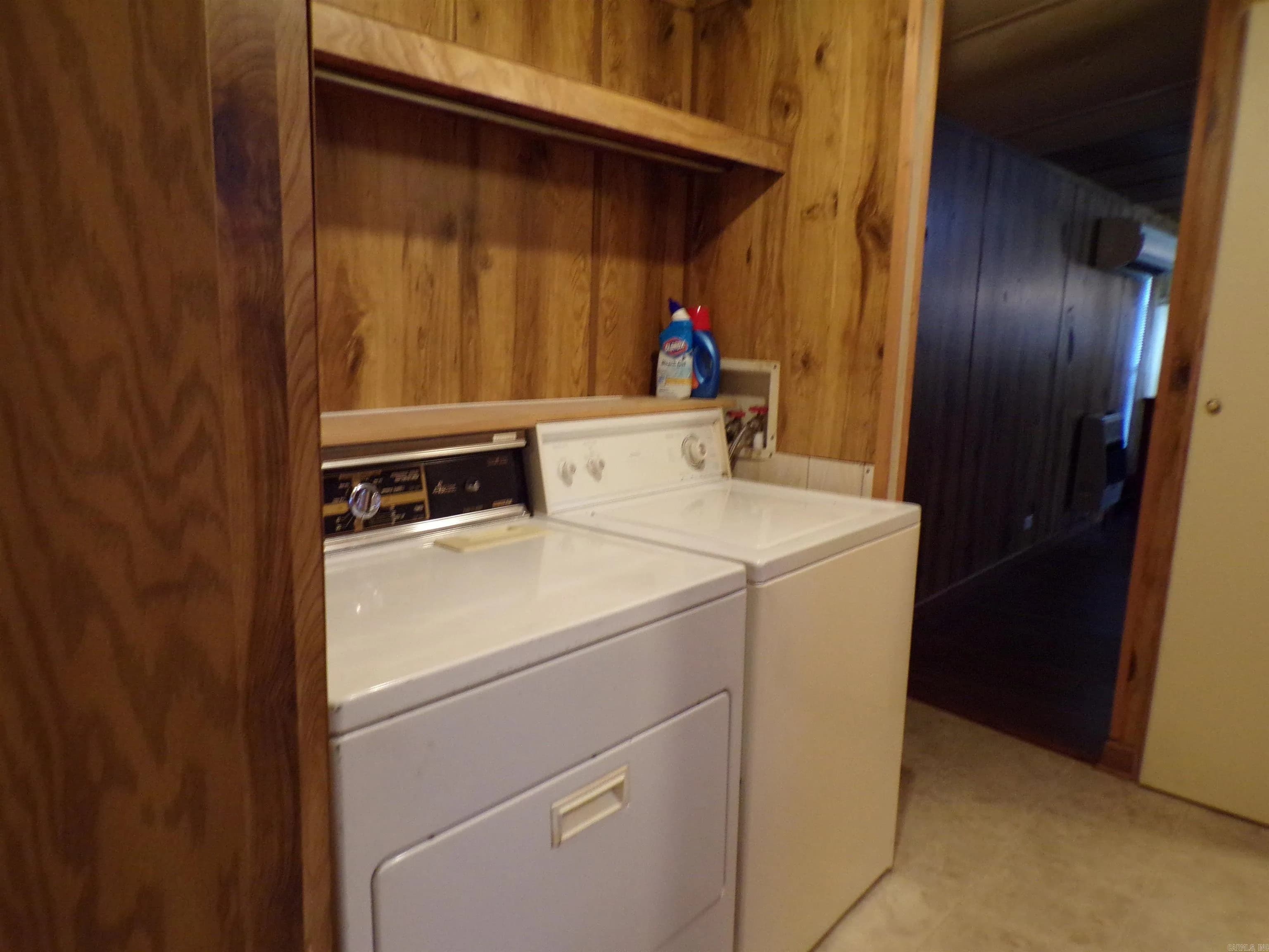 Property at 1807  Fendley - Image 17