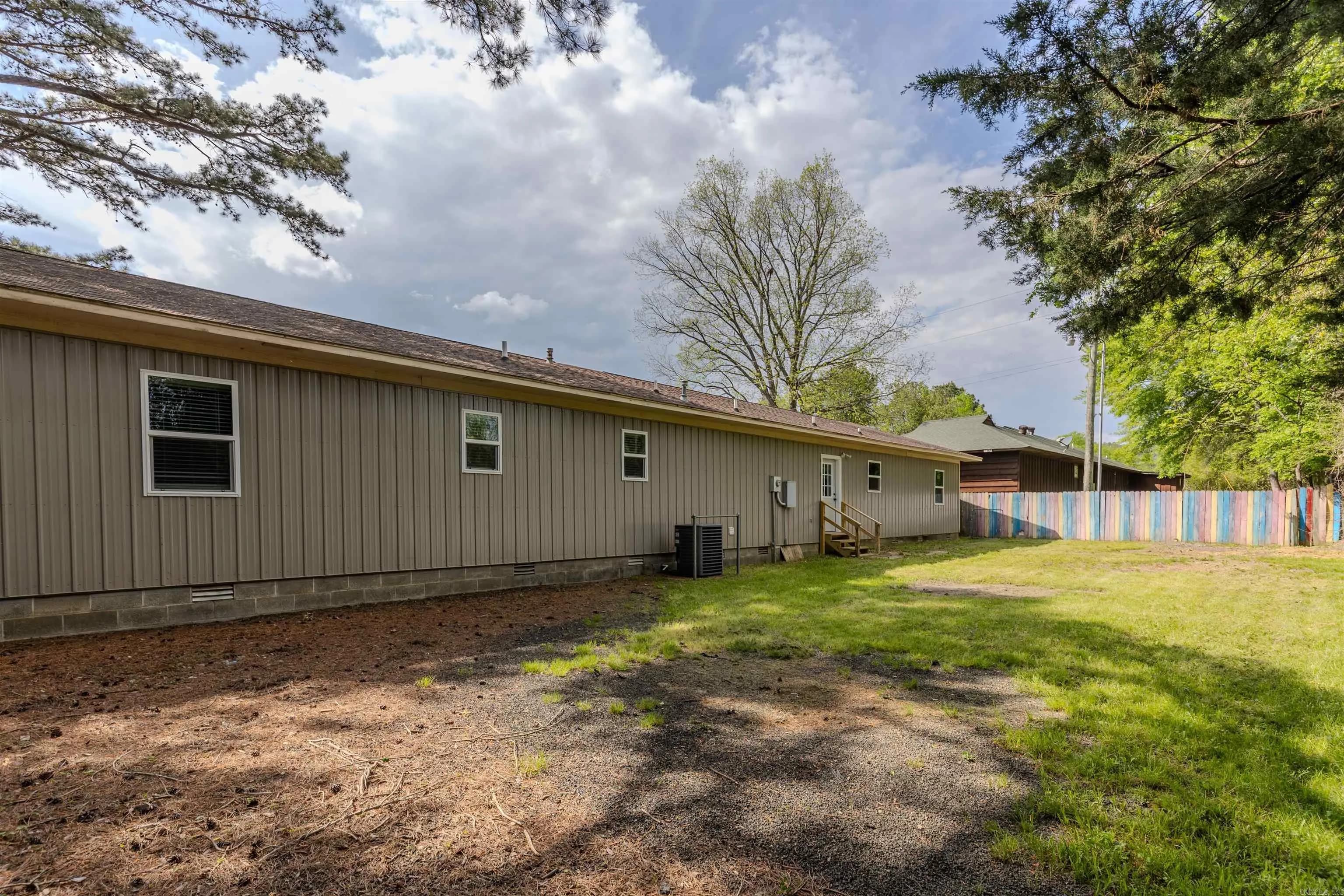 Property at 126  Hollingsworth - Image 36