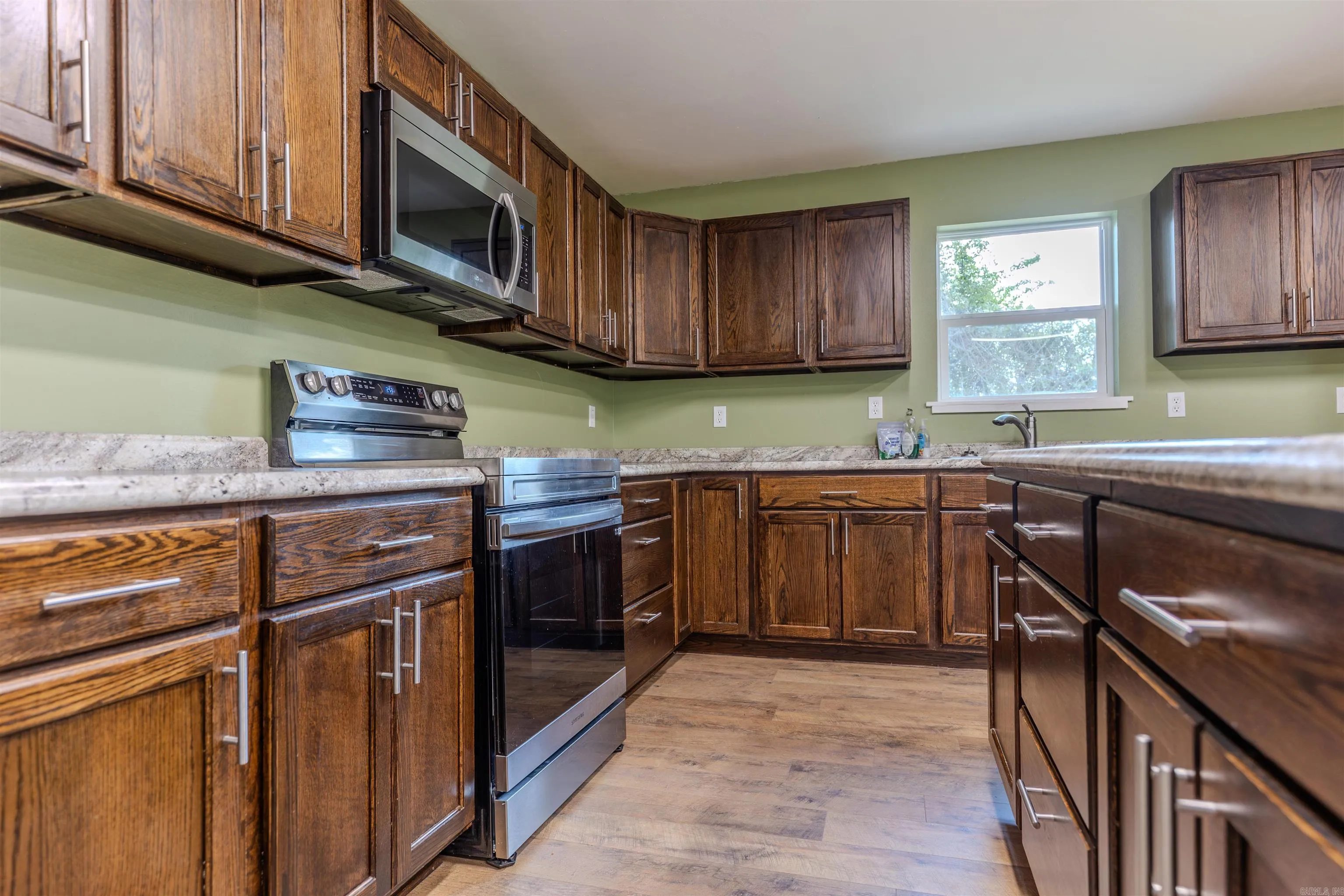 Property at 126  Hollingsworth - Image 9