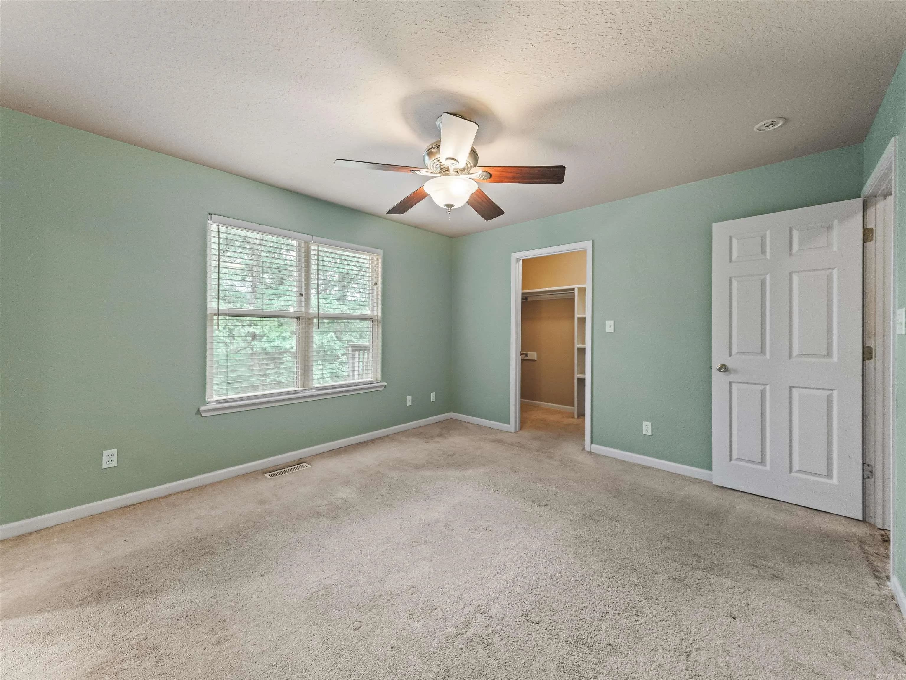 Property at 307  Bellaire - Image 19