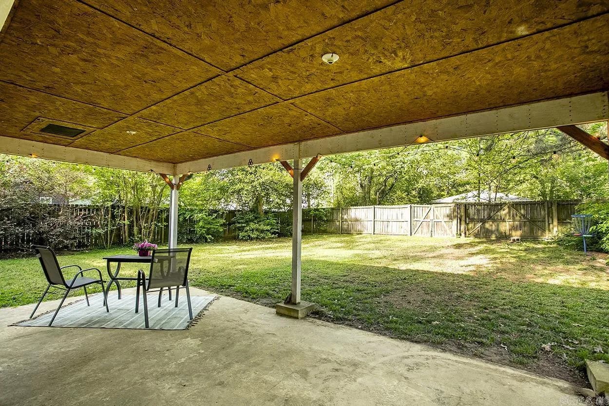 Property at 708 N Pierce - Image 37