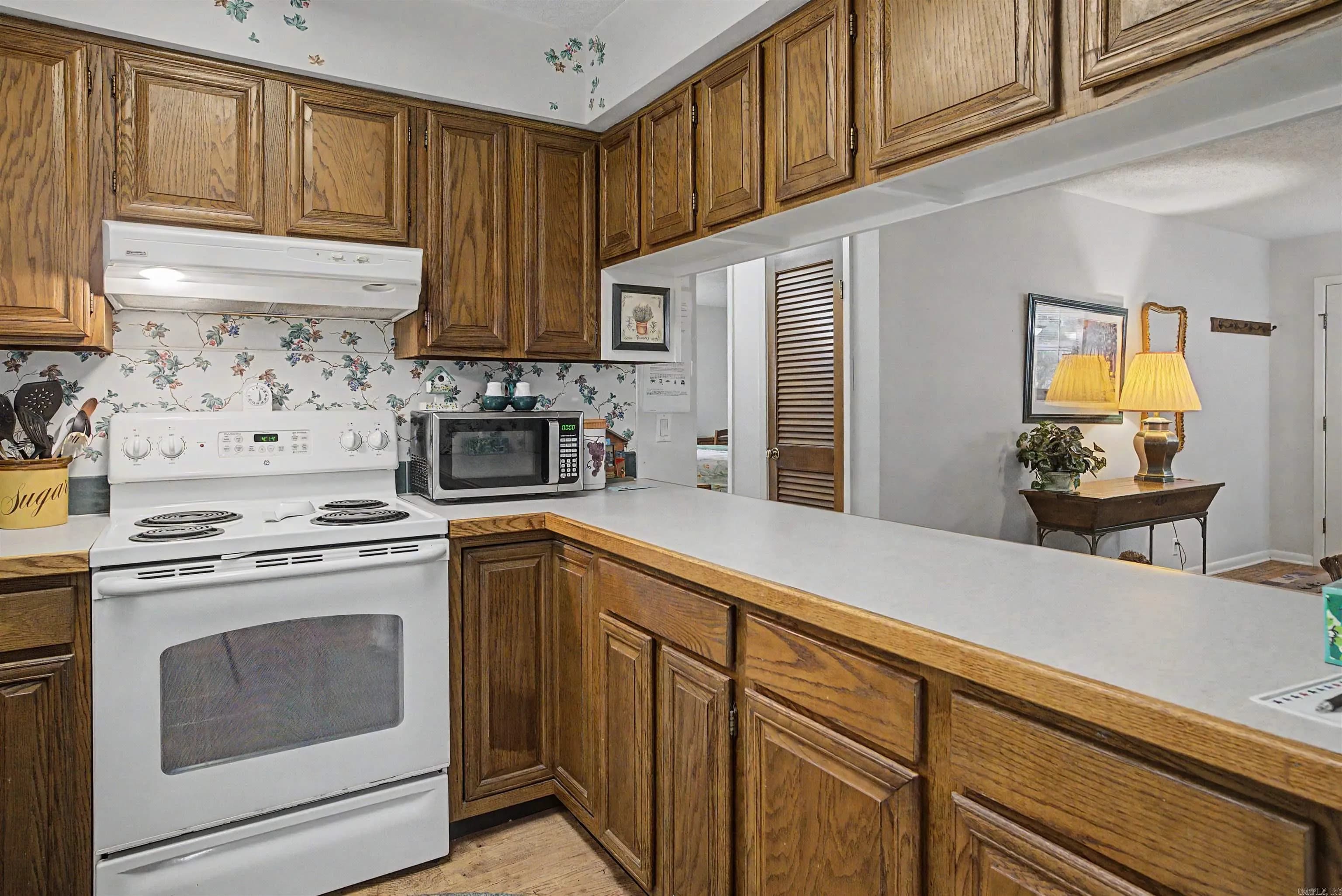 Property at 90  Santistaban - Image 16