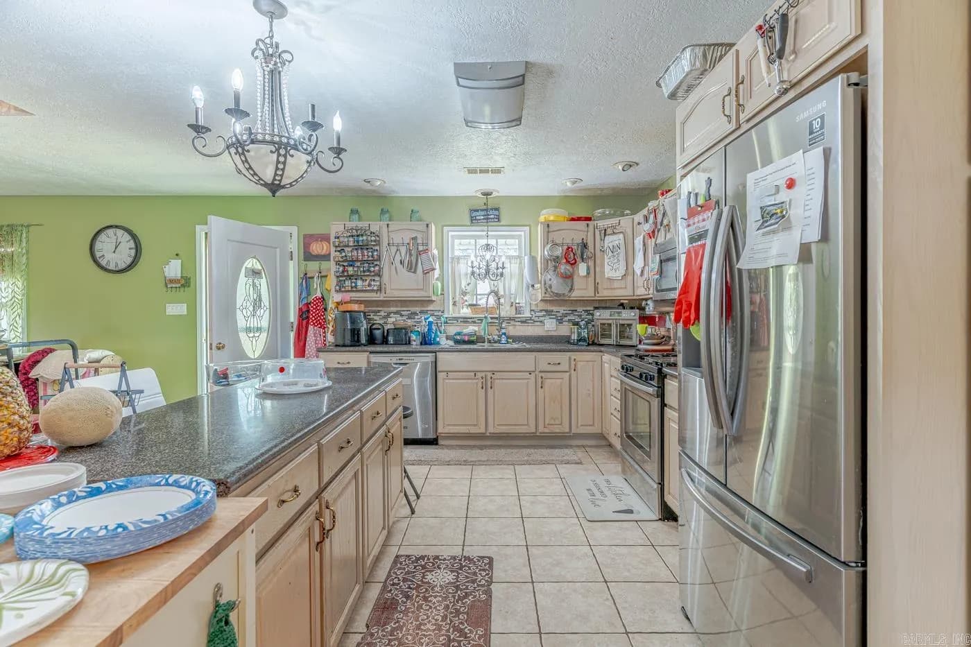 Property at 513  Jason - Image 22