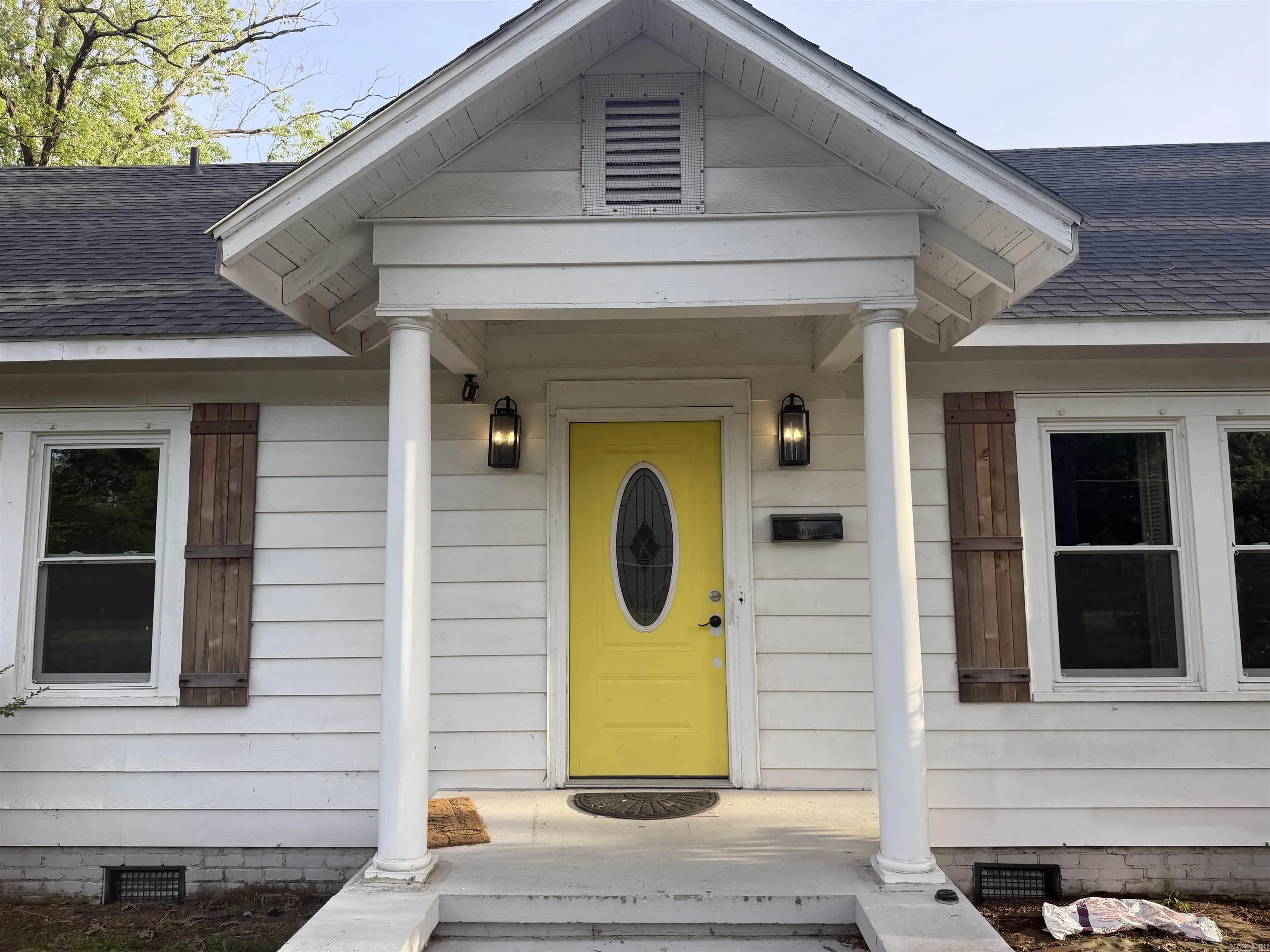Property at 1212 W 35th - Image 7