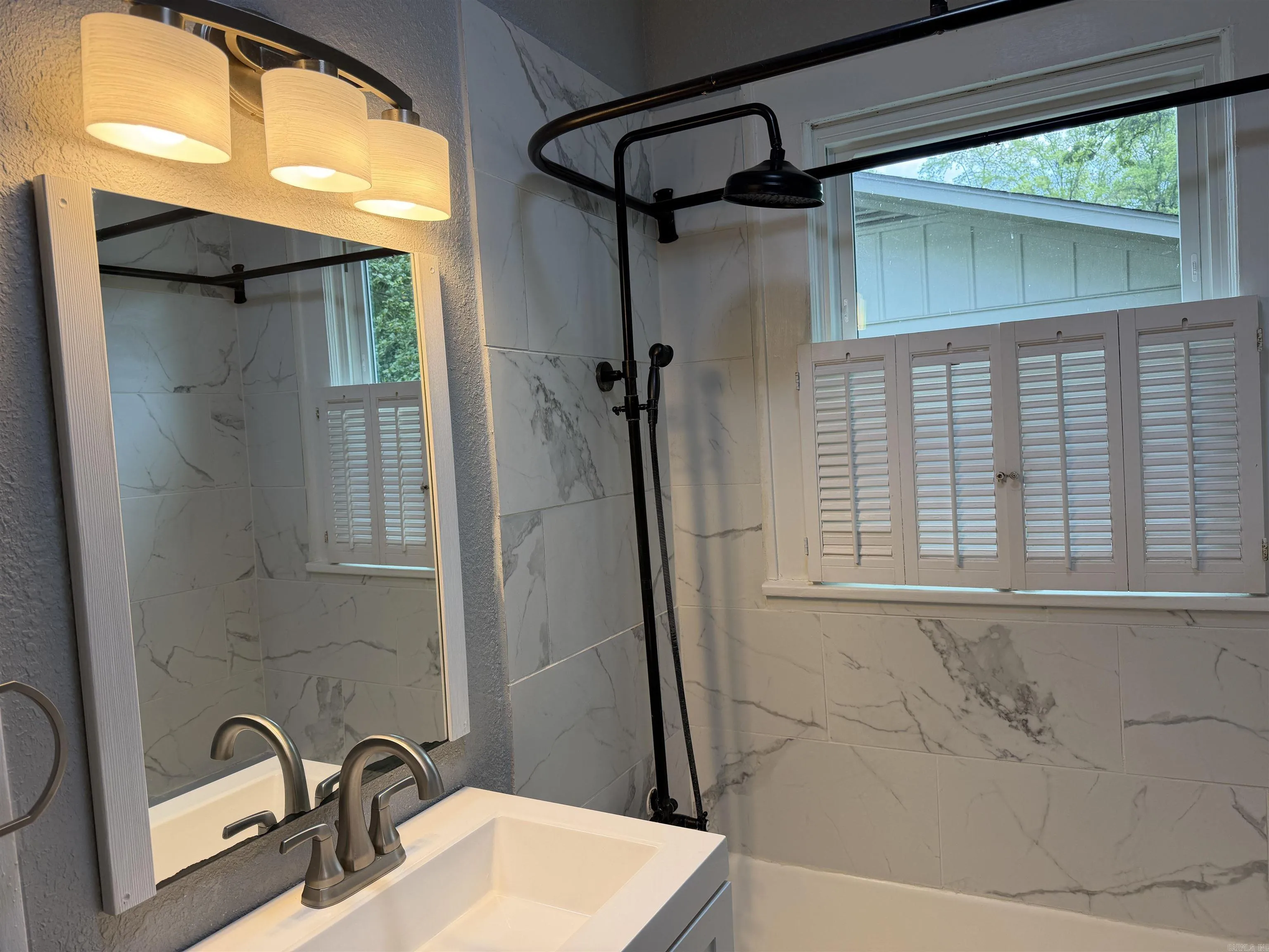 Property at 1212 W 35th - Image 21