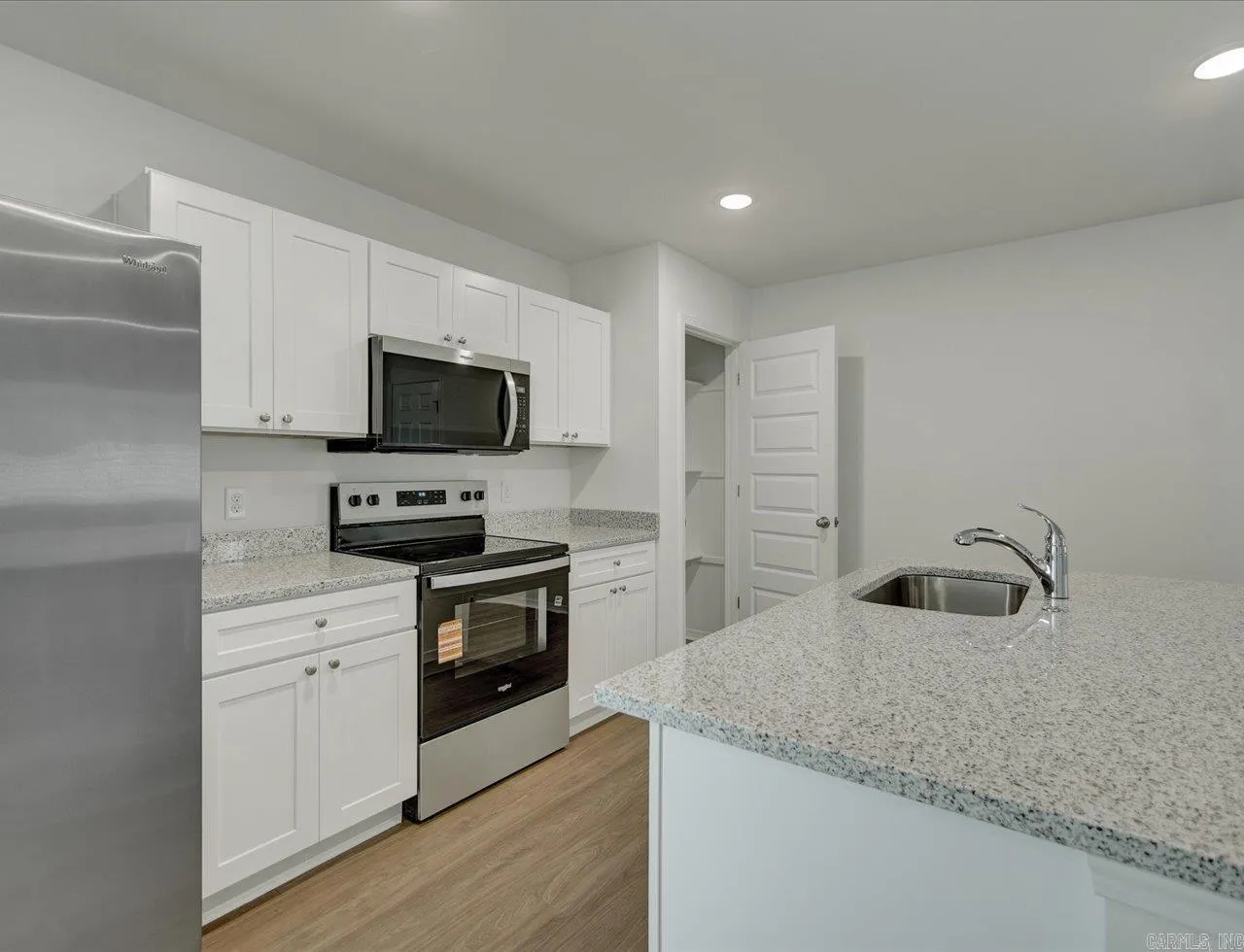 Property at 310  Moonlight graham - Image 8