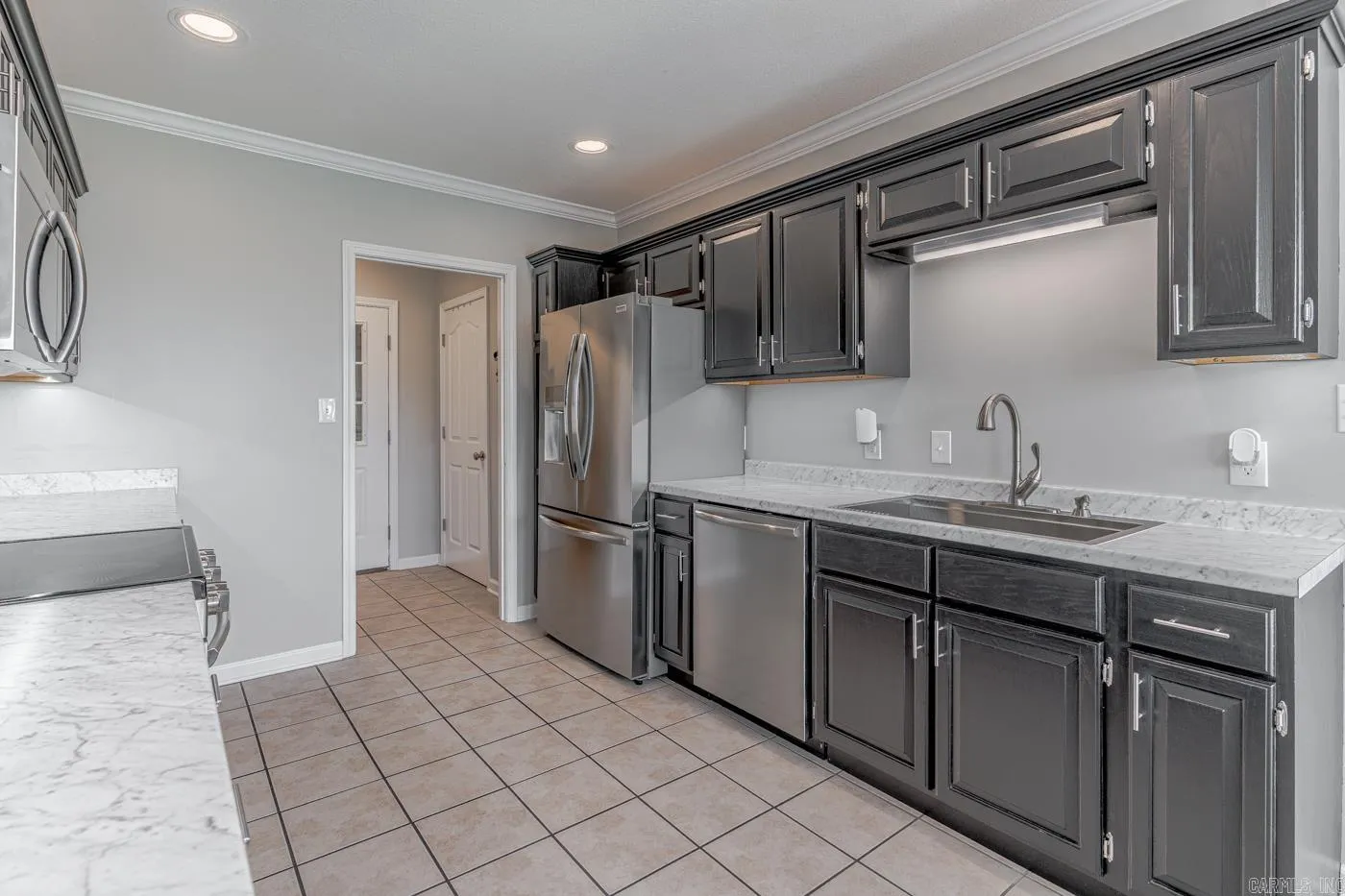 Property at 5508  Cordova - Image 12