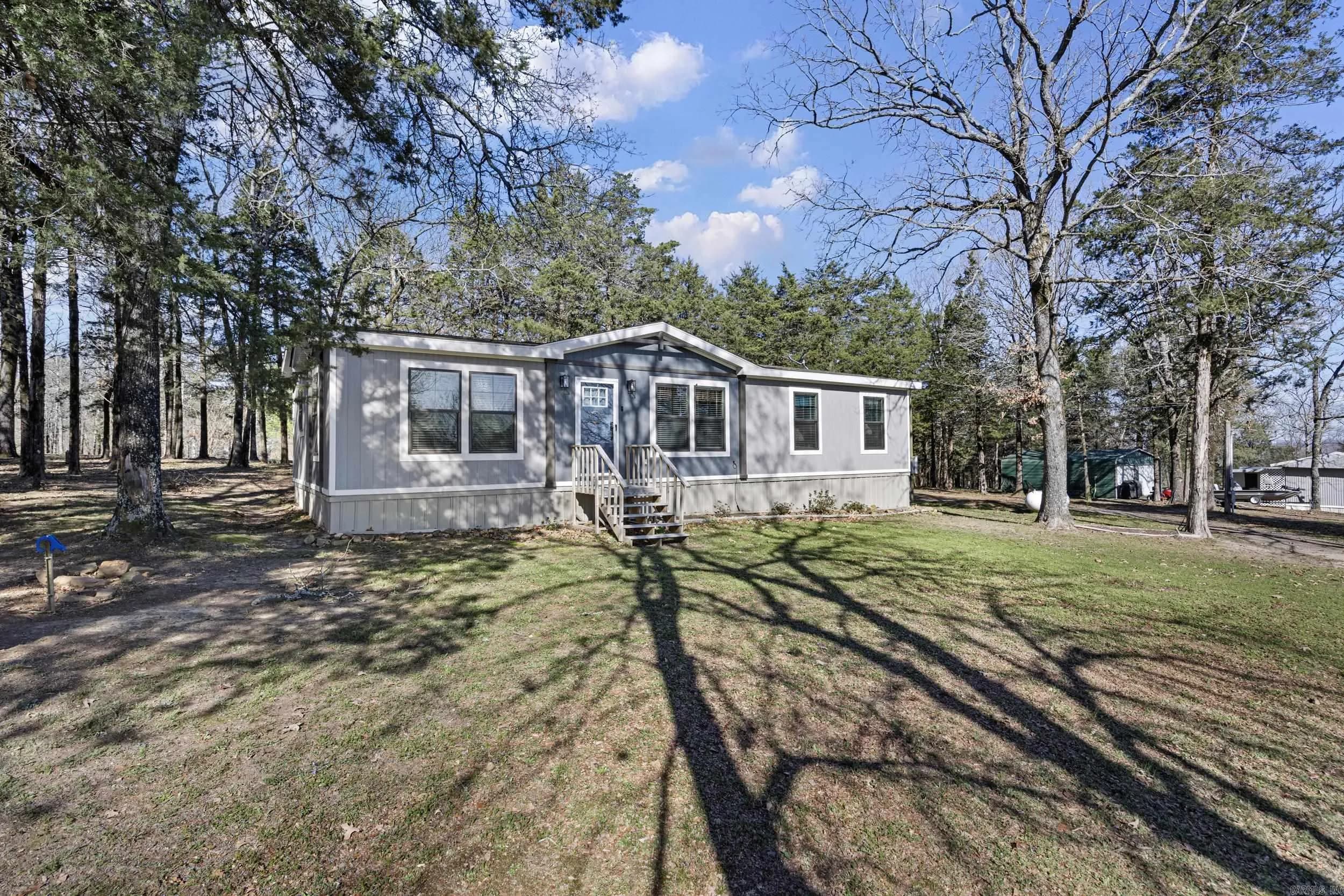 Property at 31  Huett - Image 38