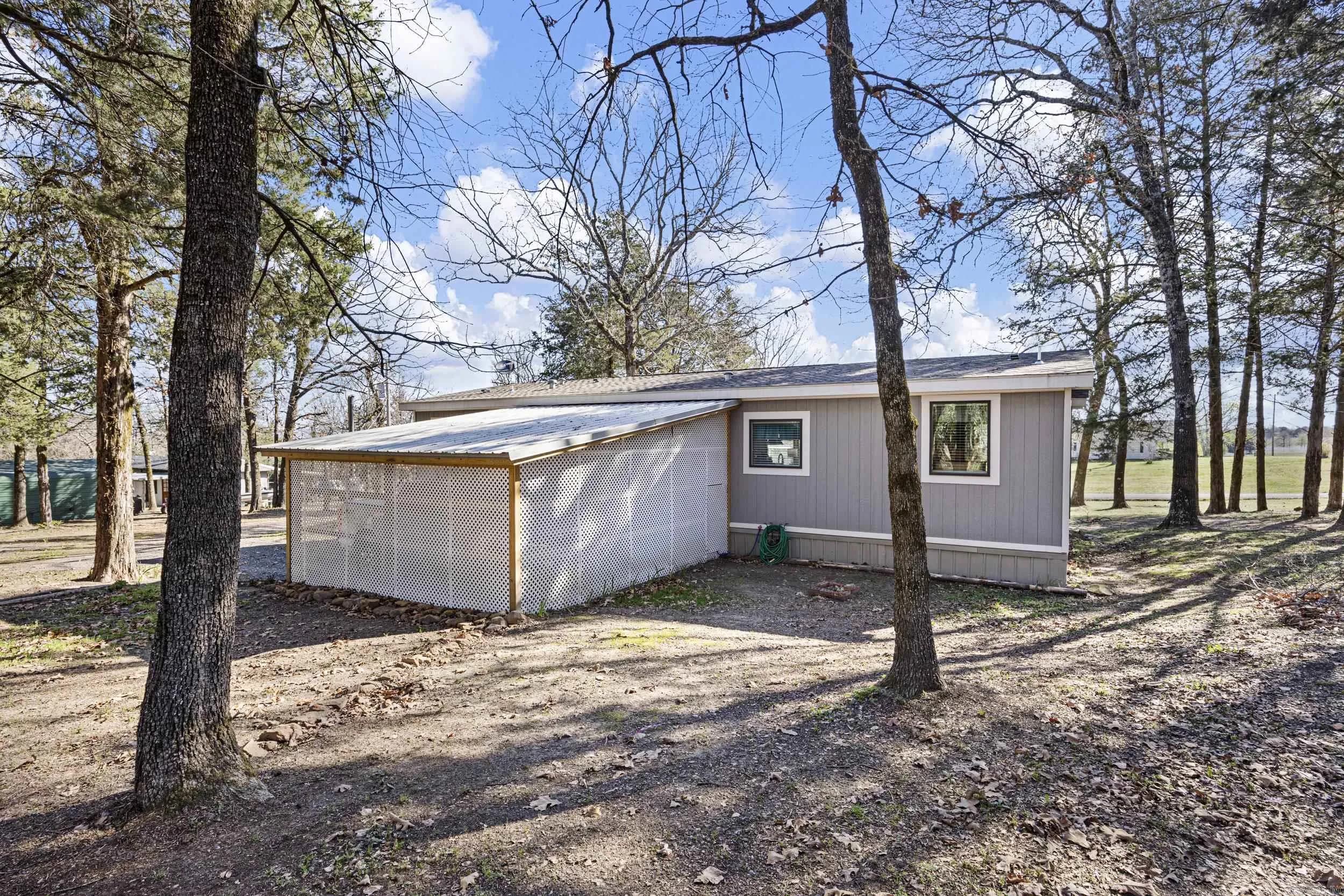 Property at 31  Huett - Image 37