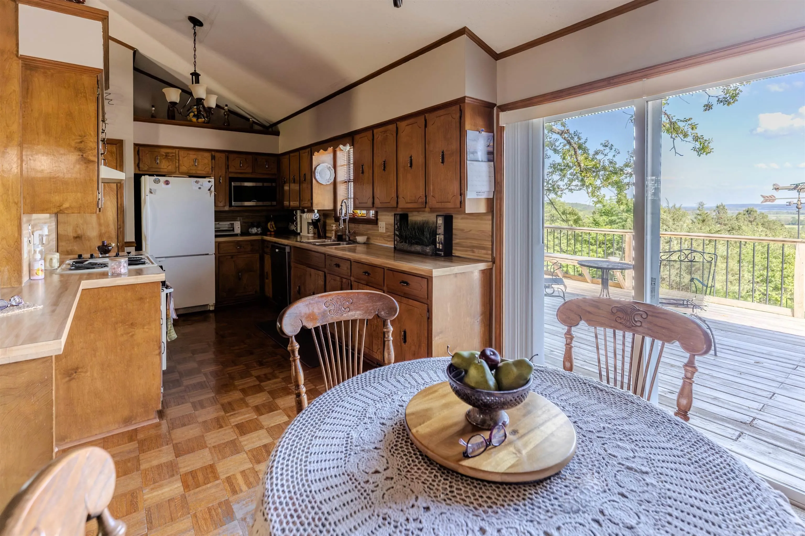 Property at 244  Pearson - Image 15