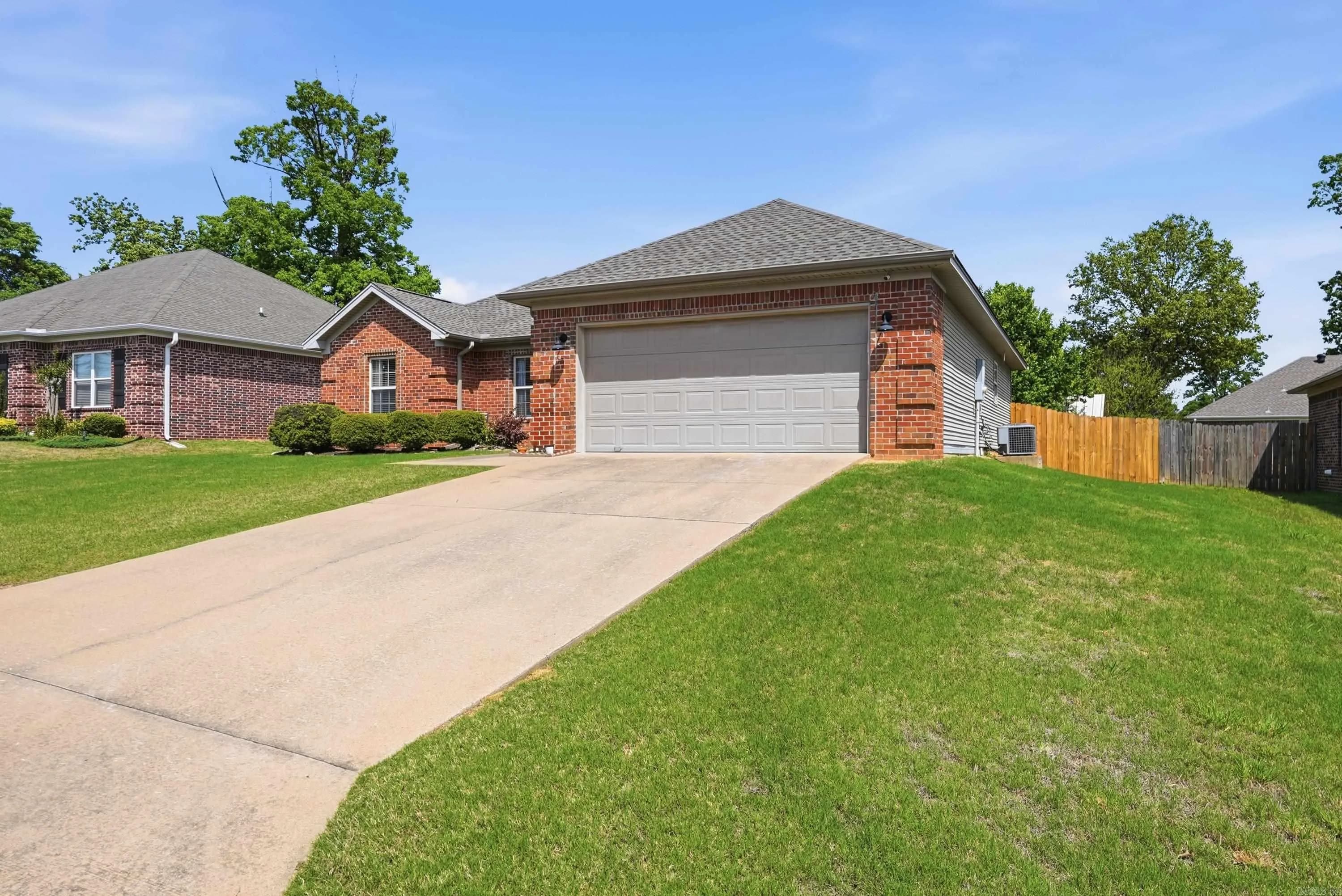 Property at 312  Sandlewood - Image 2