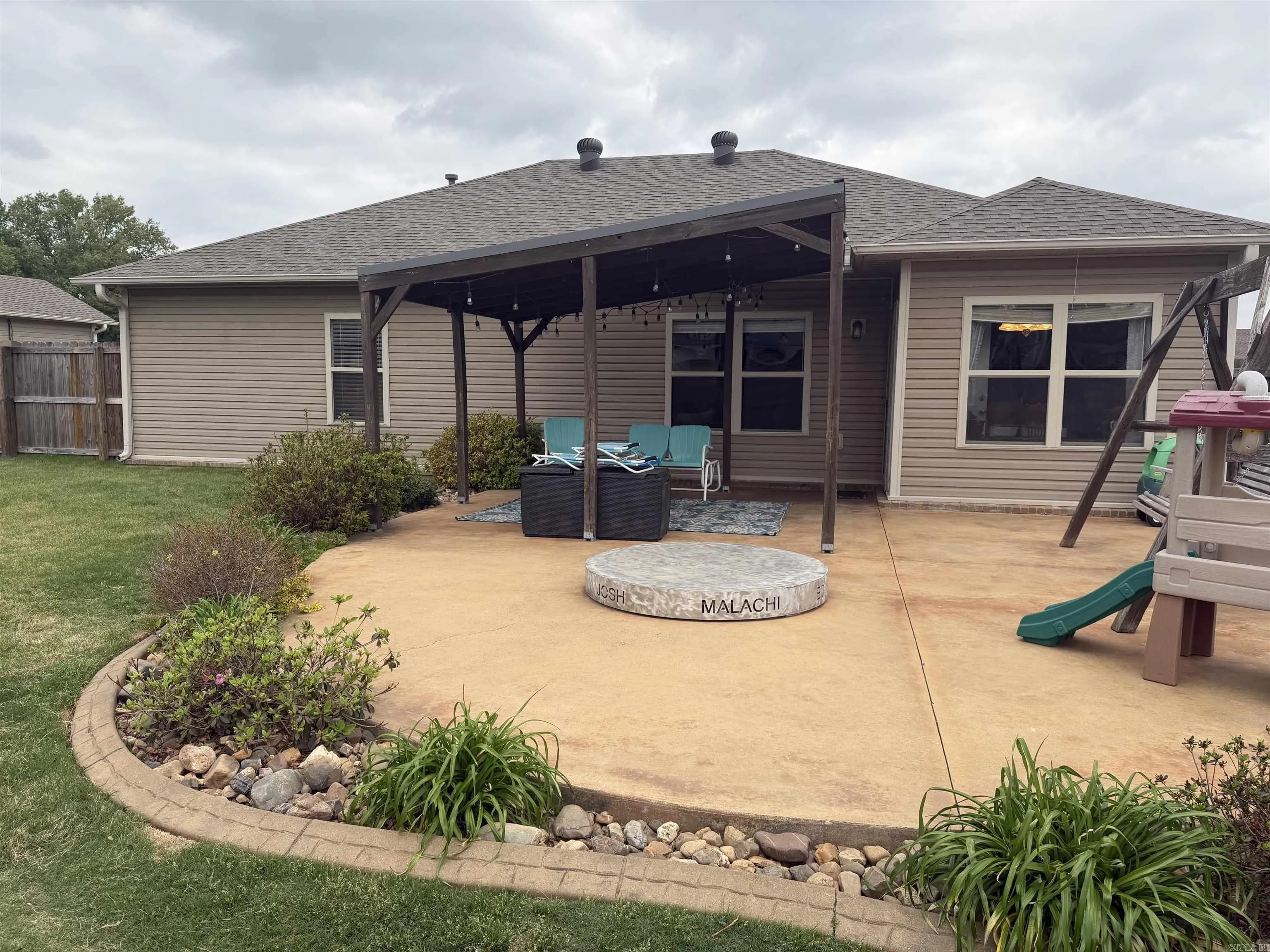 Property at 23  Sioux dr - Image 28