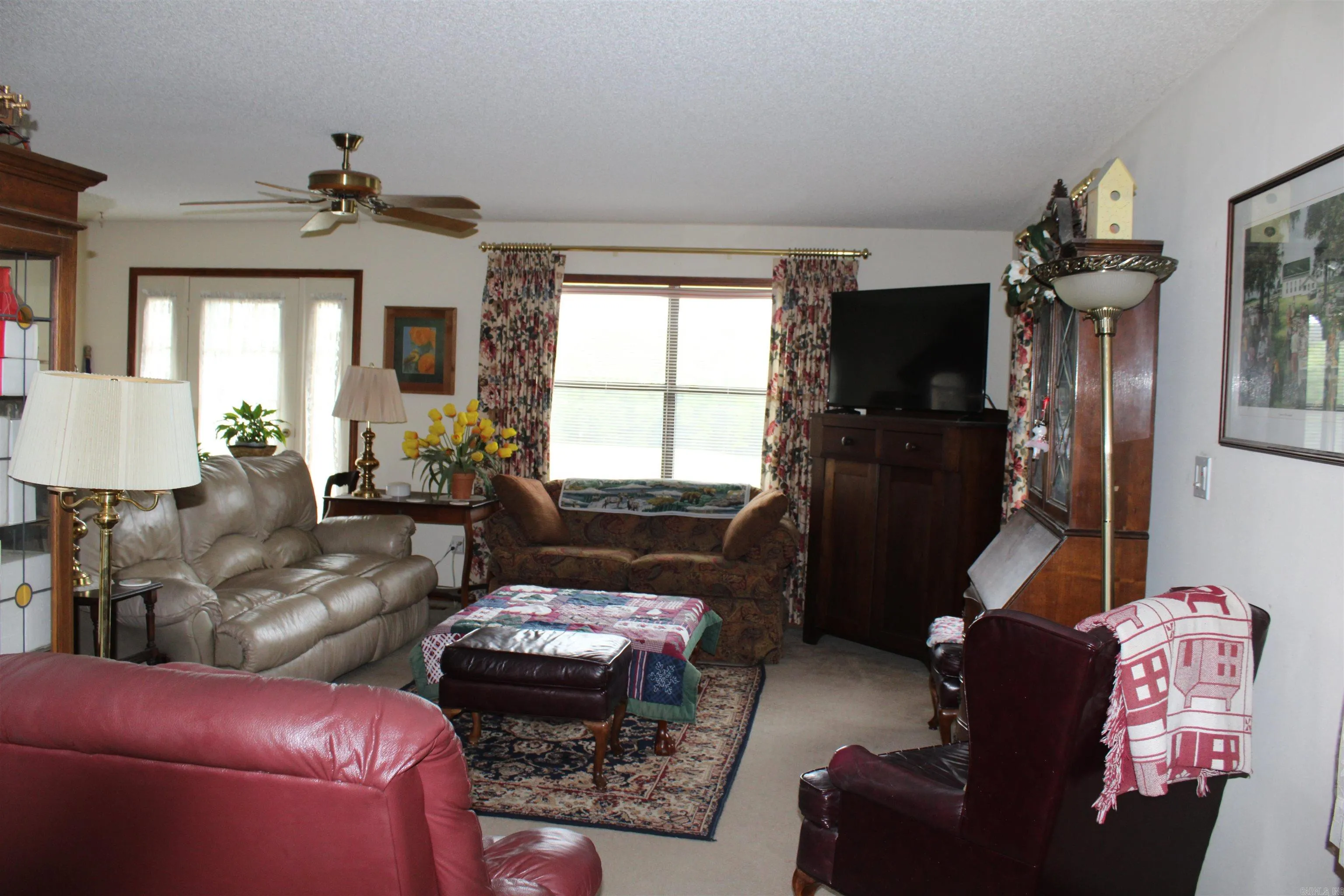 Property at 125  Burning tree - Image 14
