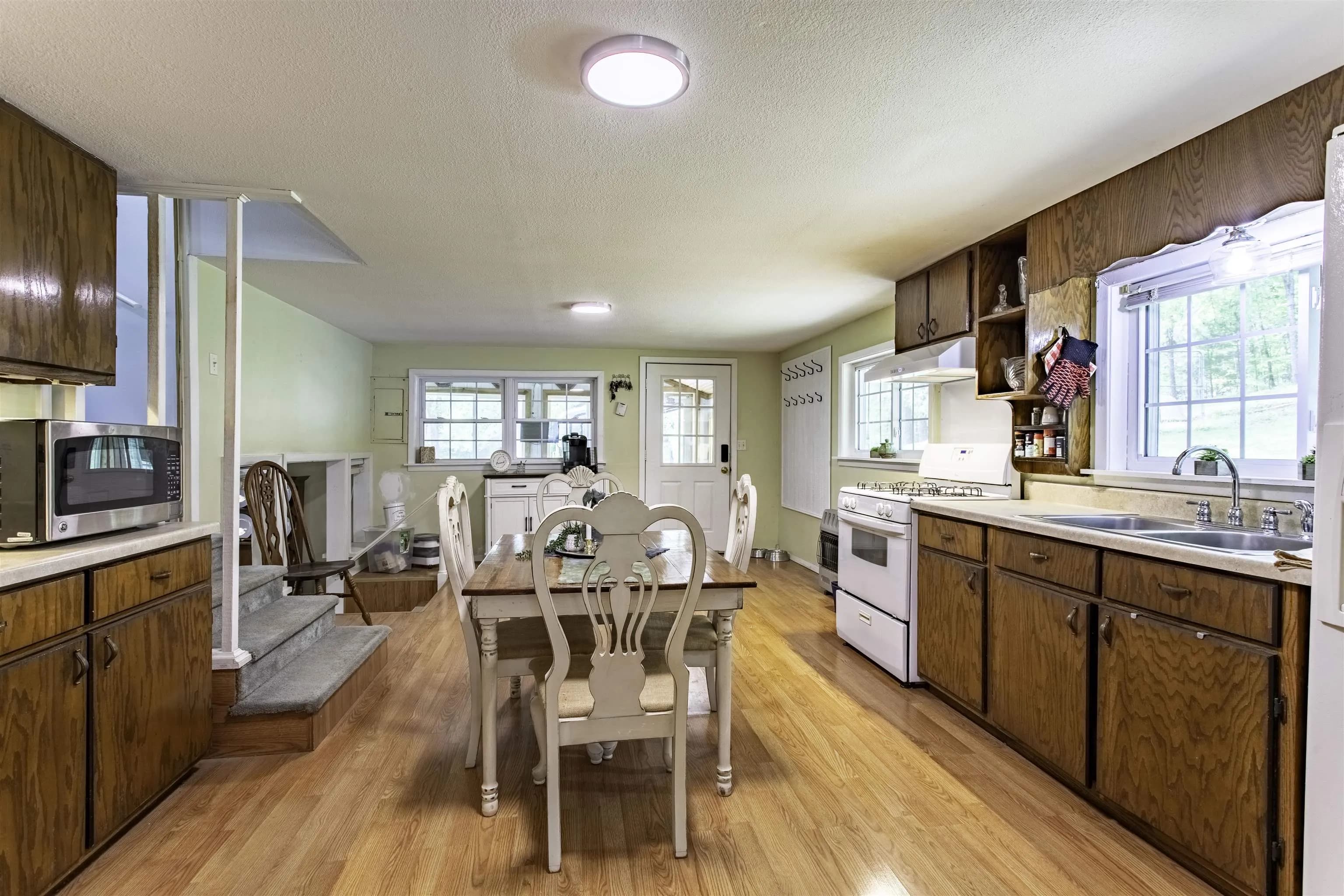 Property at 1063  Lawrence 106 - Image 15