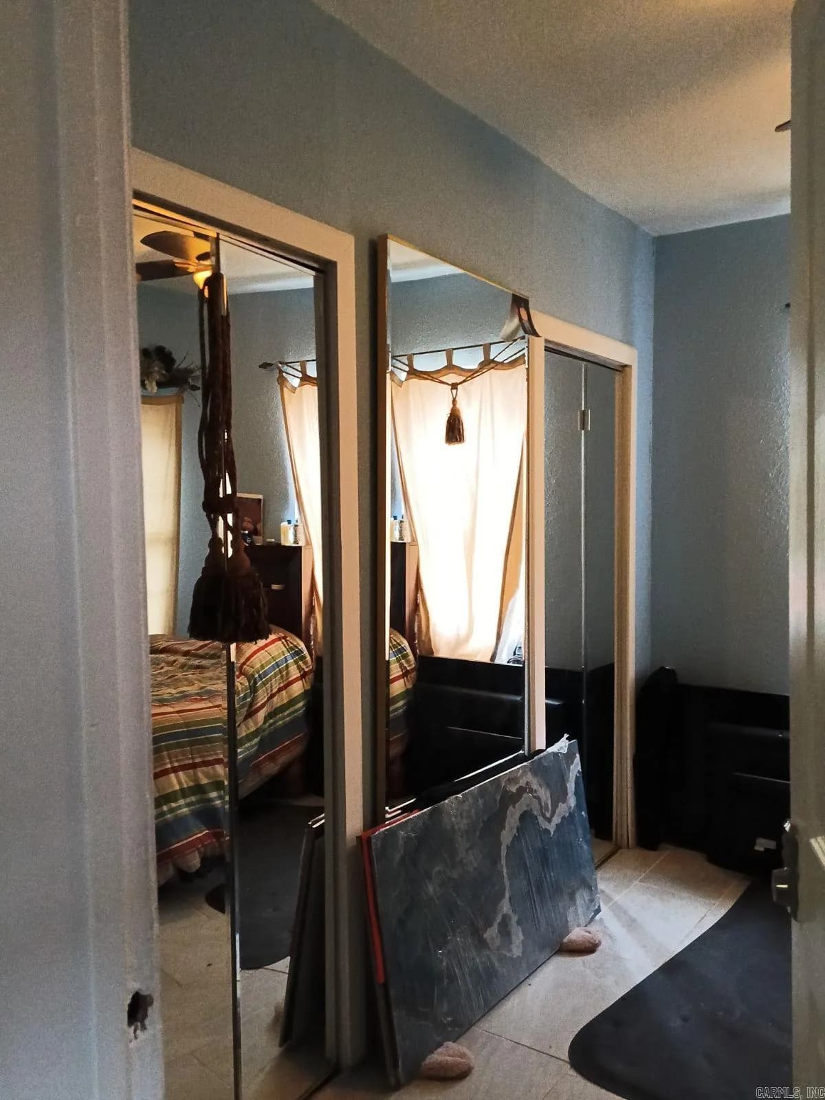 Property at 129  Daisy - Image 10