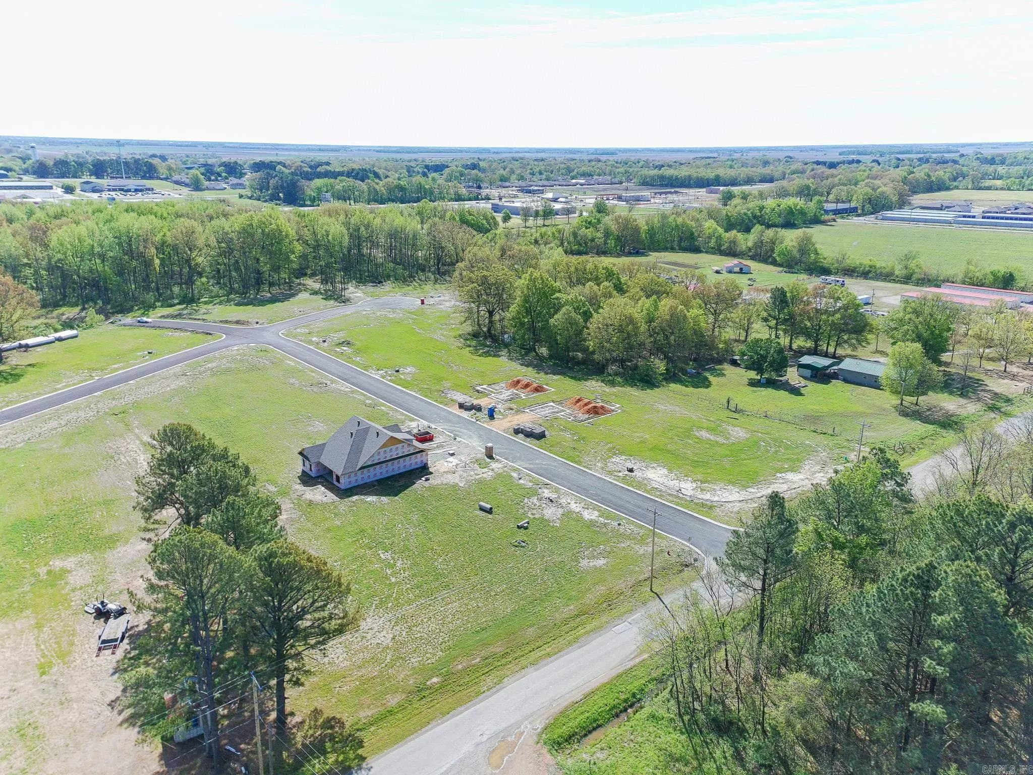 Property at 112  Horseshoe creek - Image 6