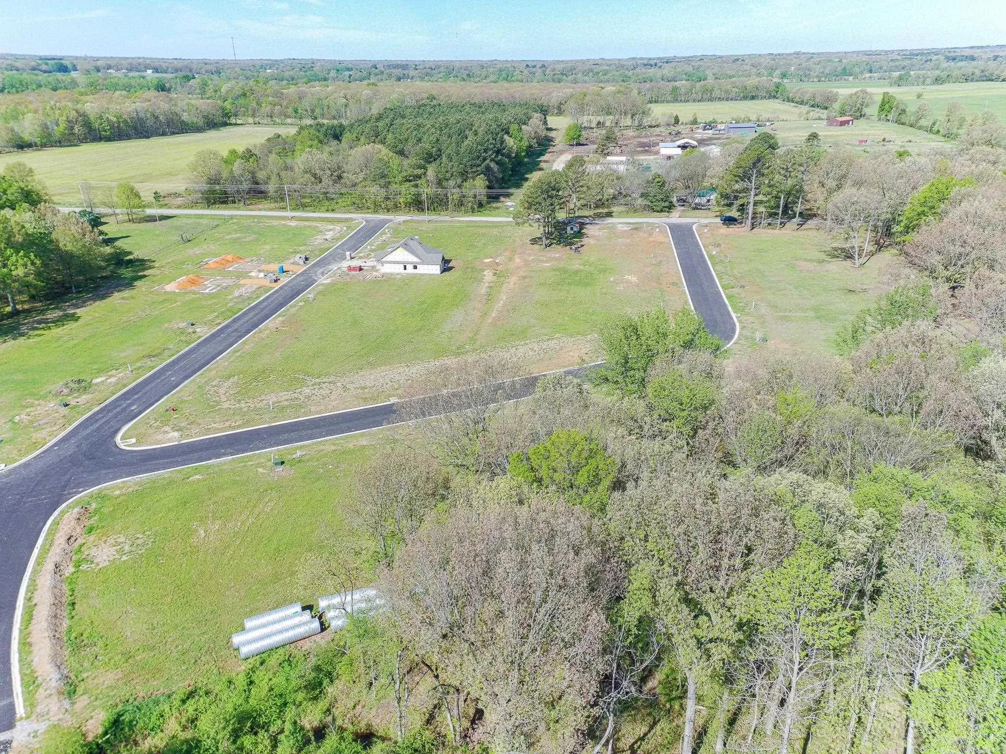 Property at 200  Horseshoe creek - Image 1