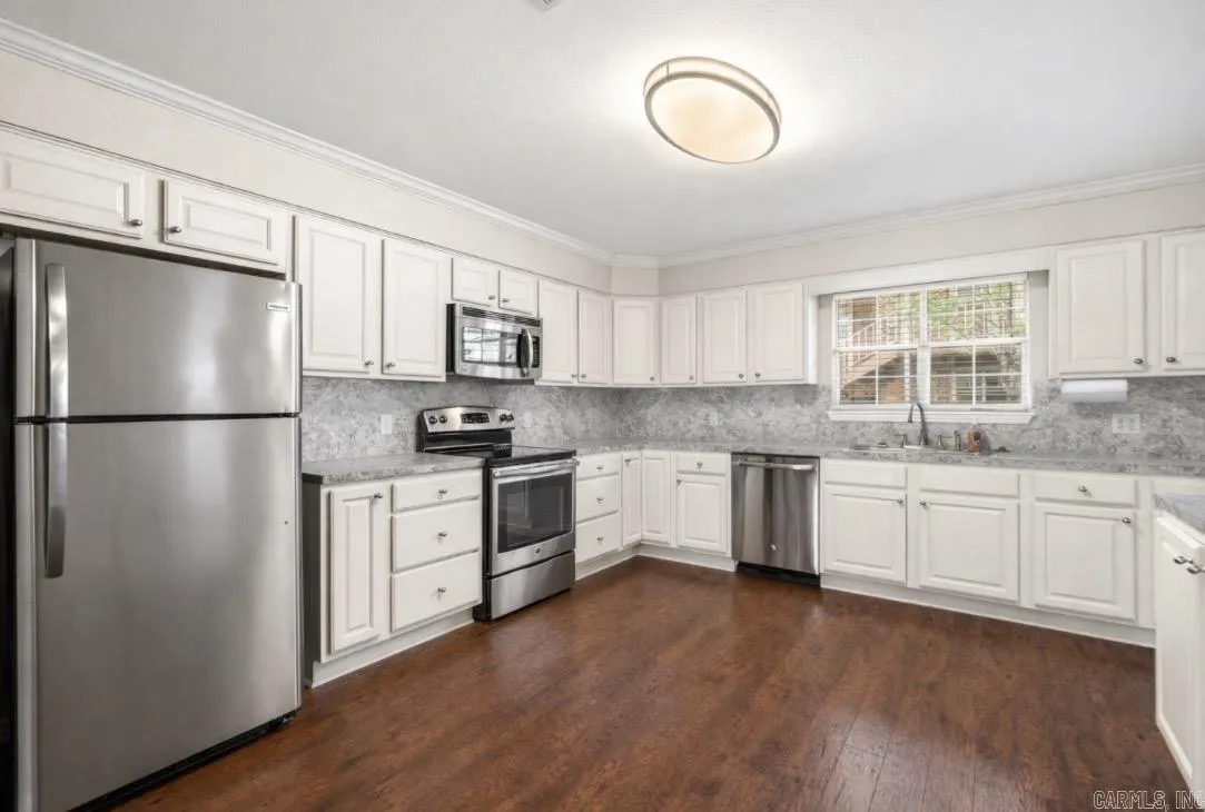 Property at 215  Audubon, 1105 - Image 7