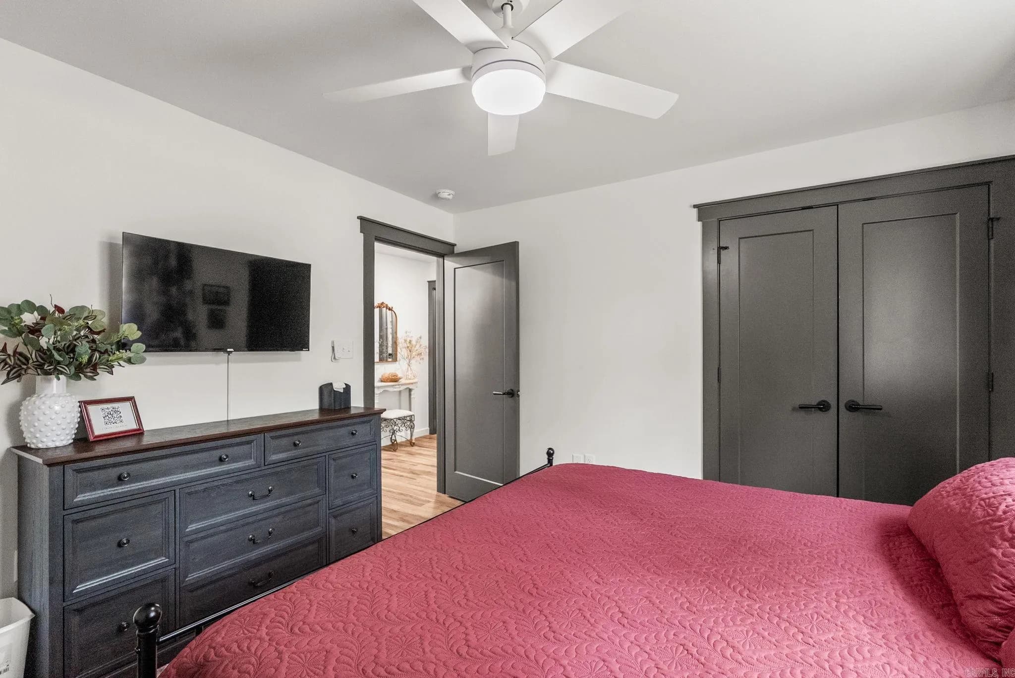 Property at 3430  Lake cliff - Image 25