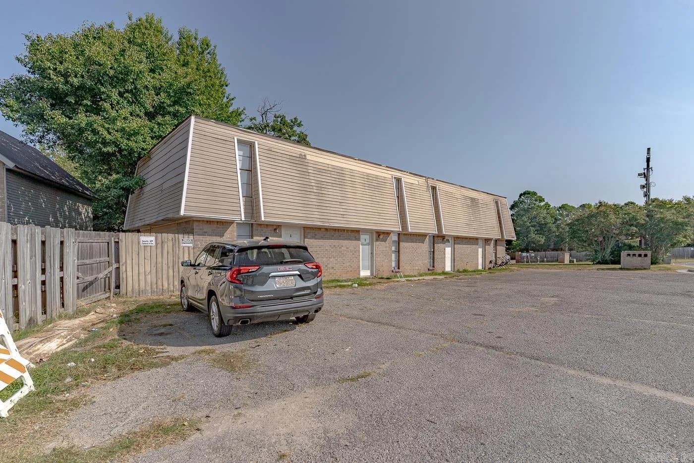 Property at 1900  Cedar heights dr.  405 Melrose St. - Image 3