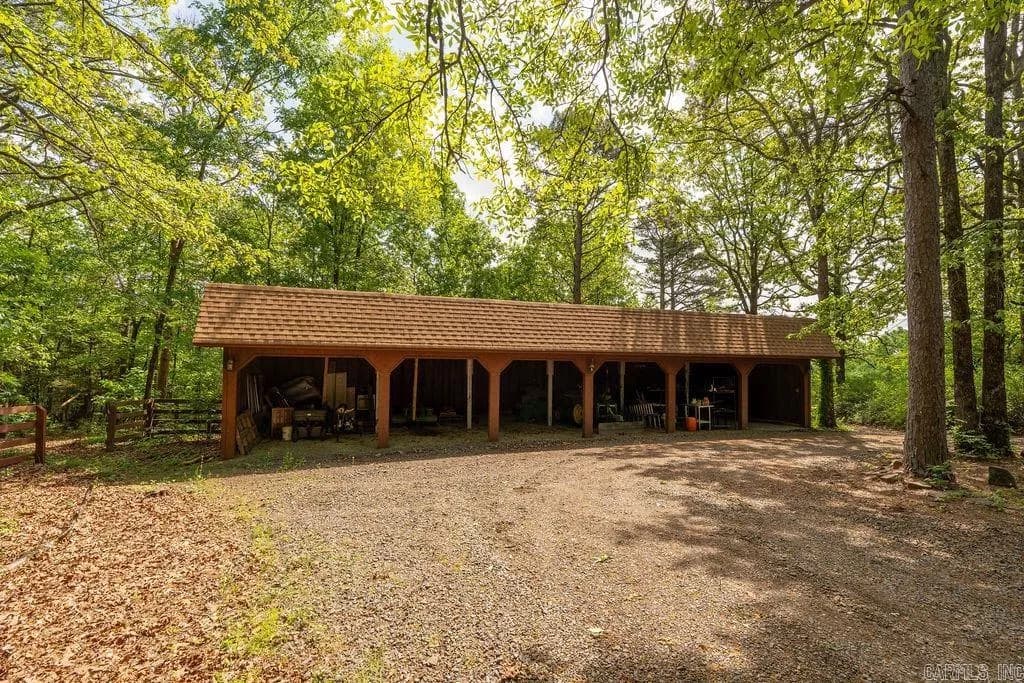 Property at 324  Dogwood - Image 49