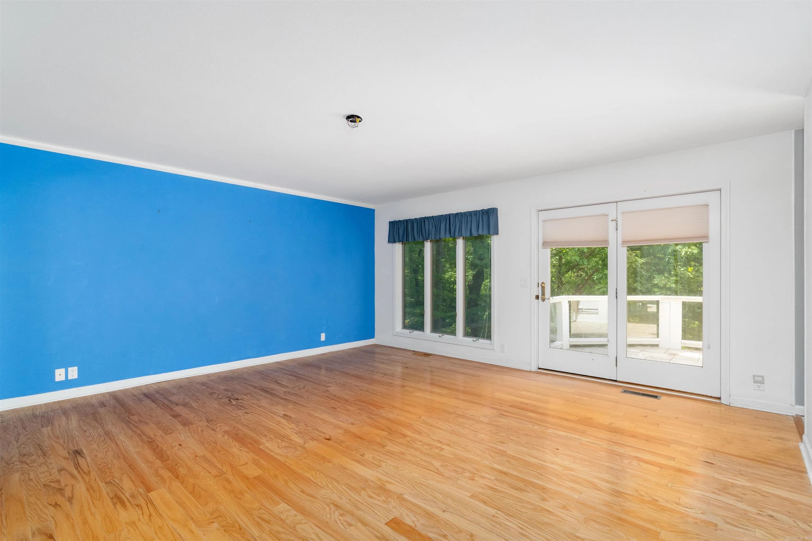 Property at 14  Narvaez - Image 21