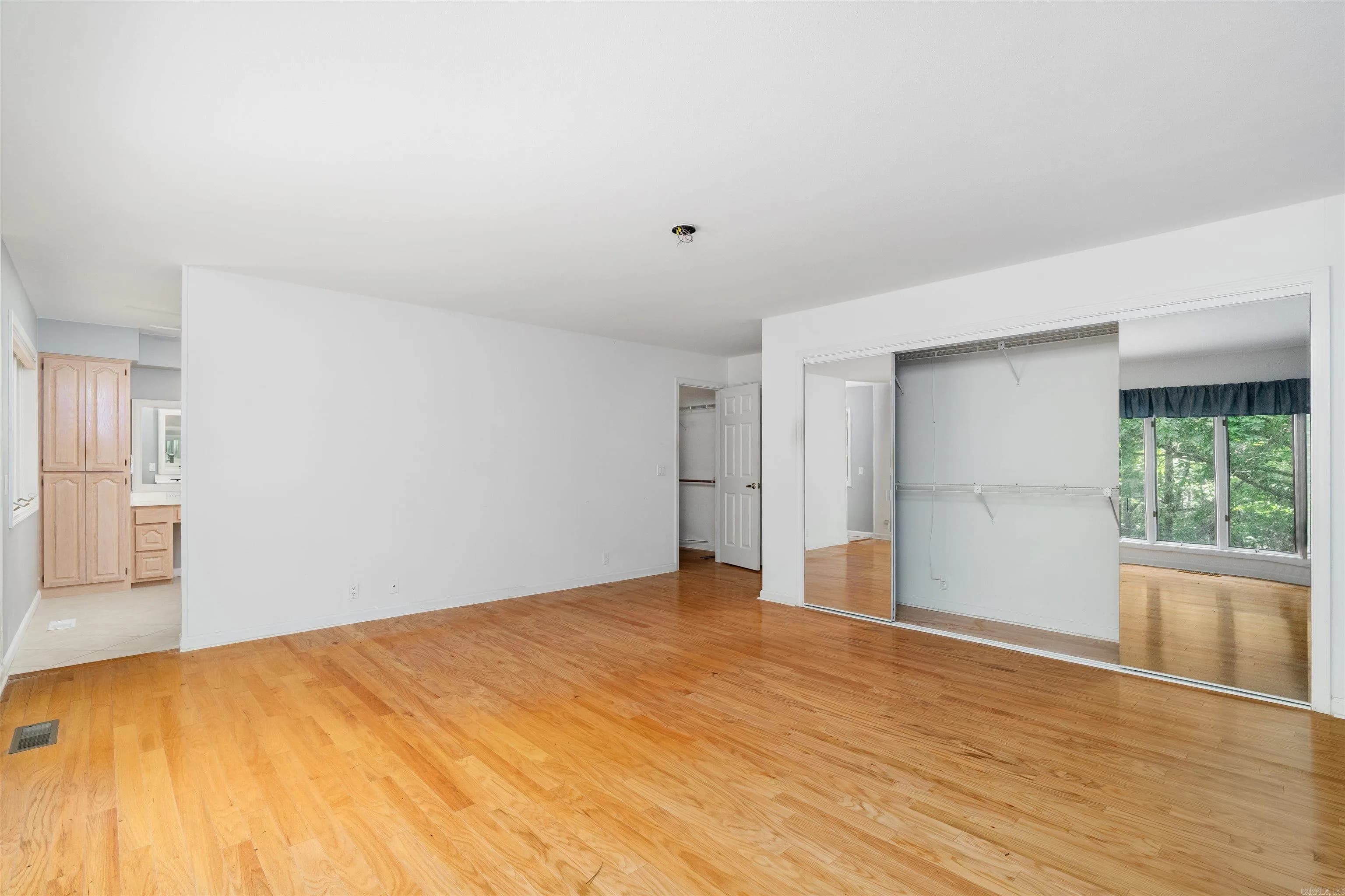 Property at 14  Narvaez - Image 22