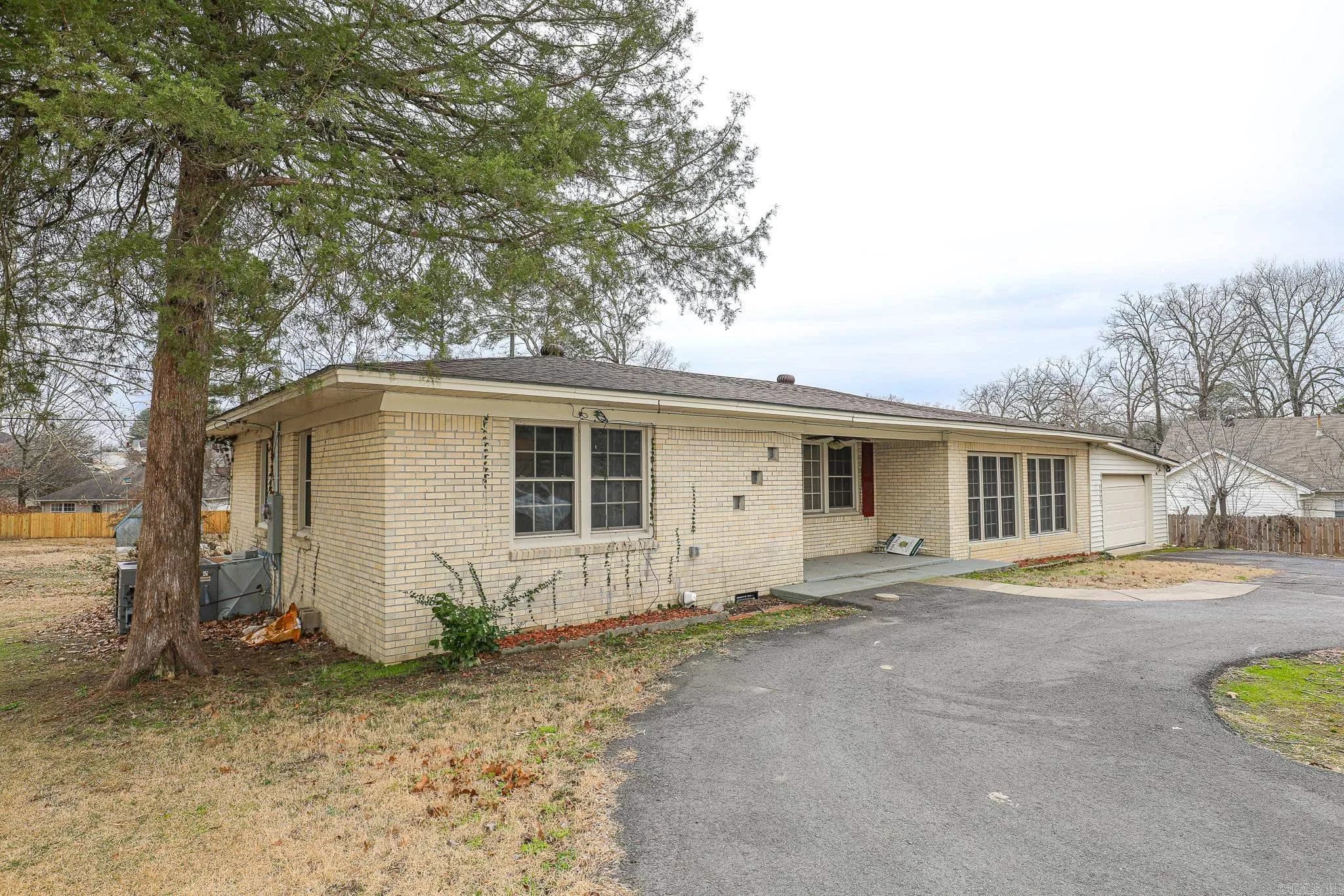 Property at 2521  Northshore - Image 6