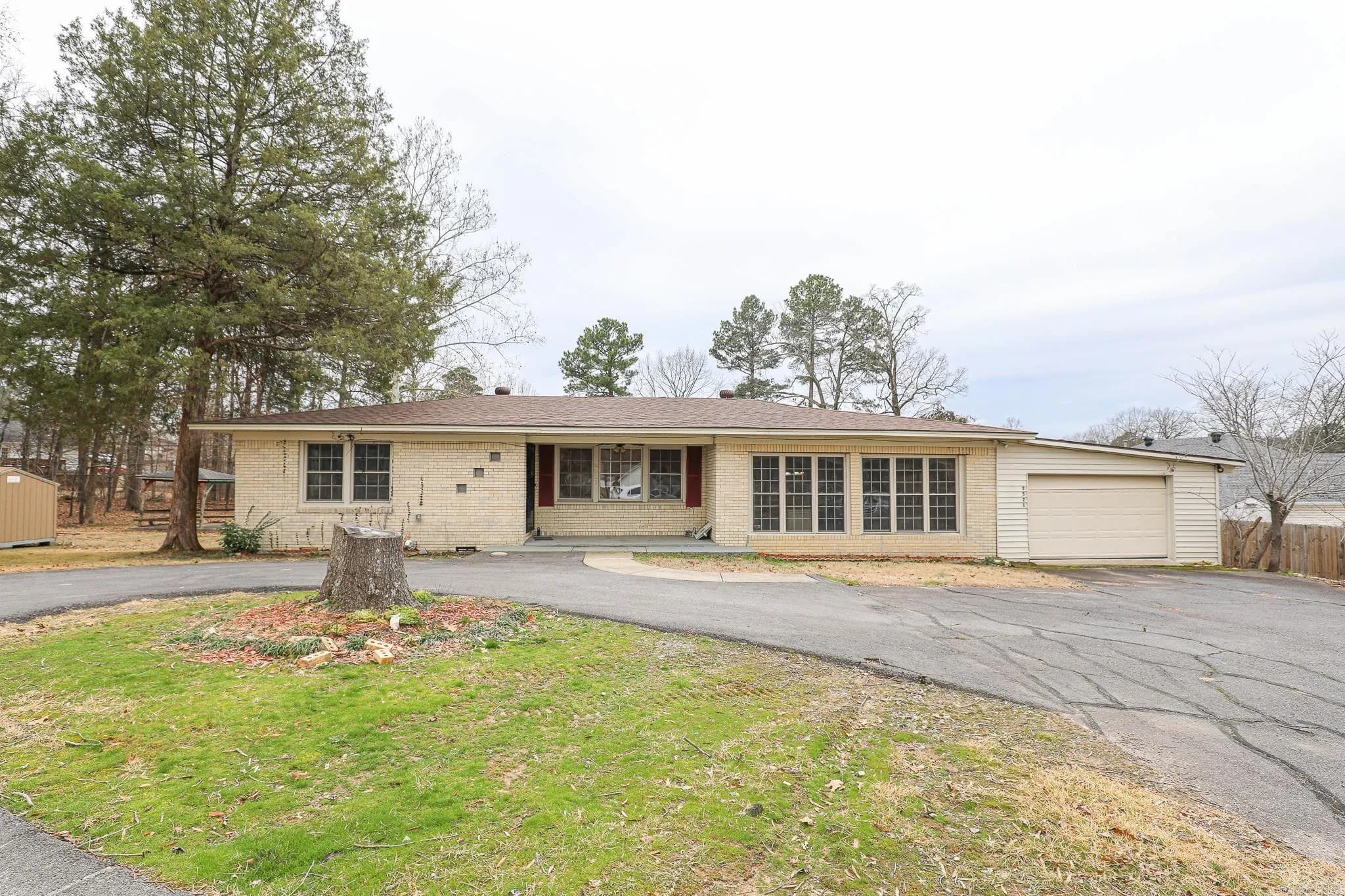 Property at 2521  Northshore - Image 1
