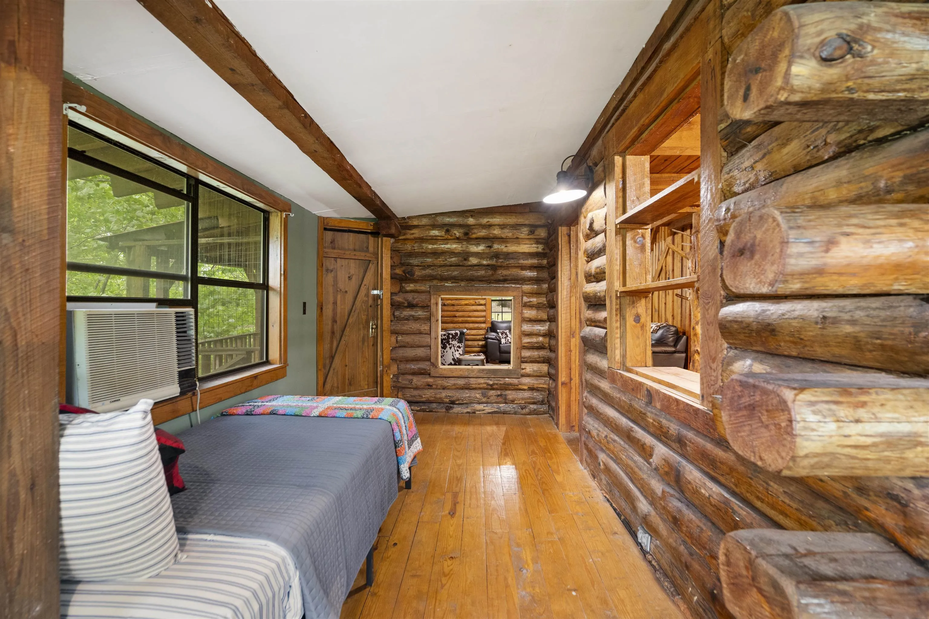Property at 709  Jones - Image 33