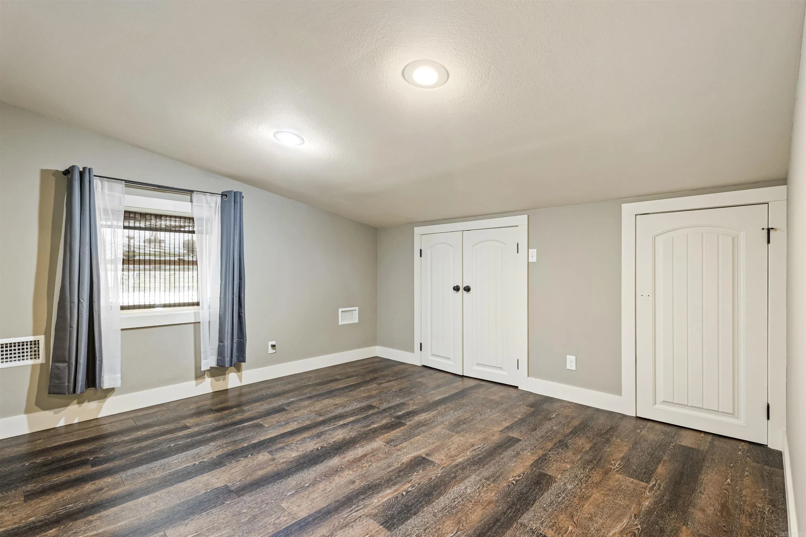 Property at 512  Pine st - Image 37