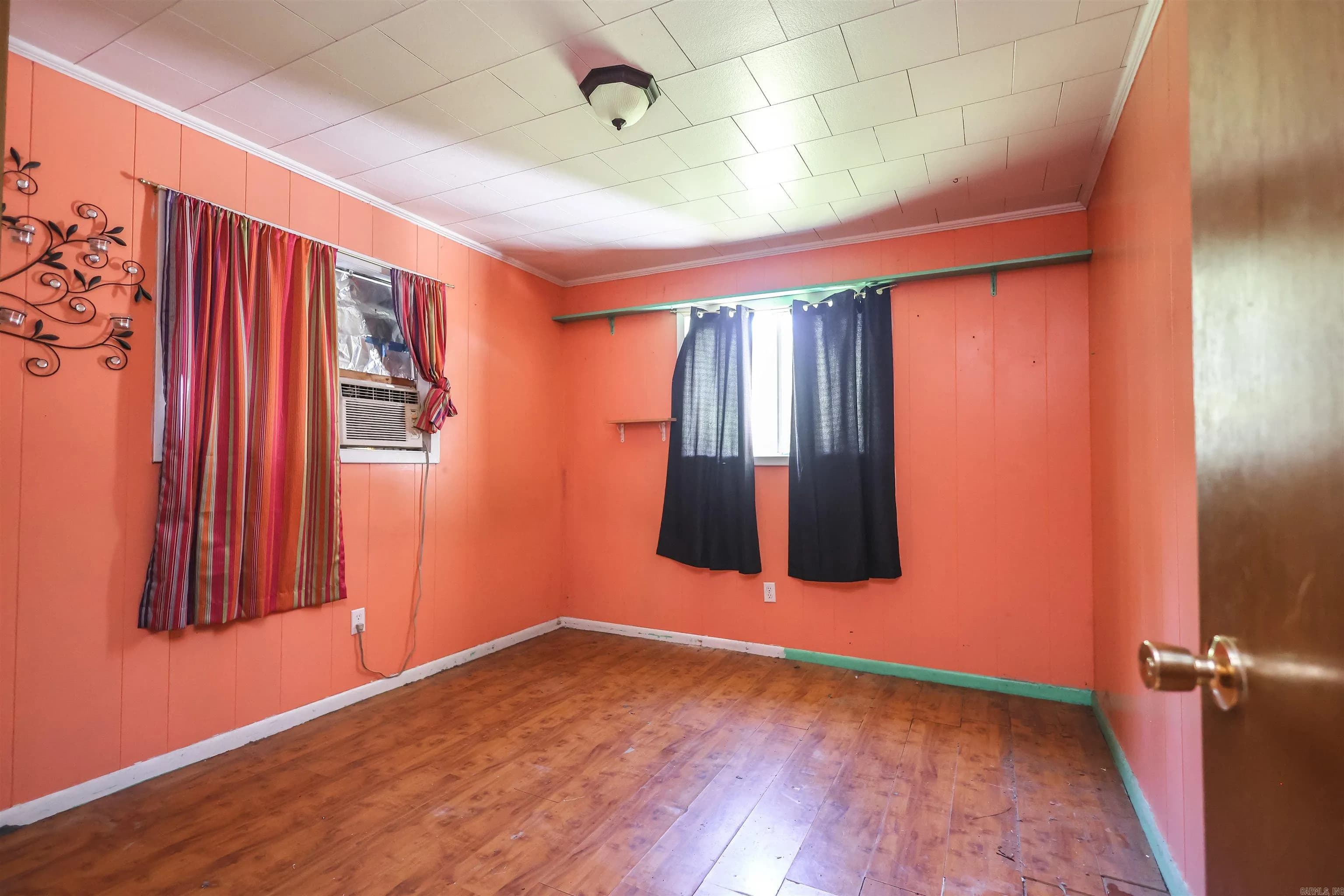 Property at 847  Central - Image 23