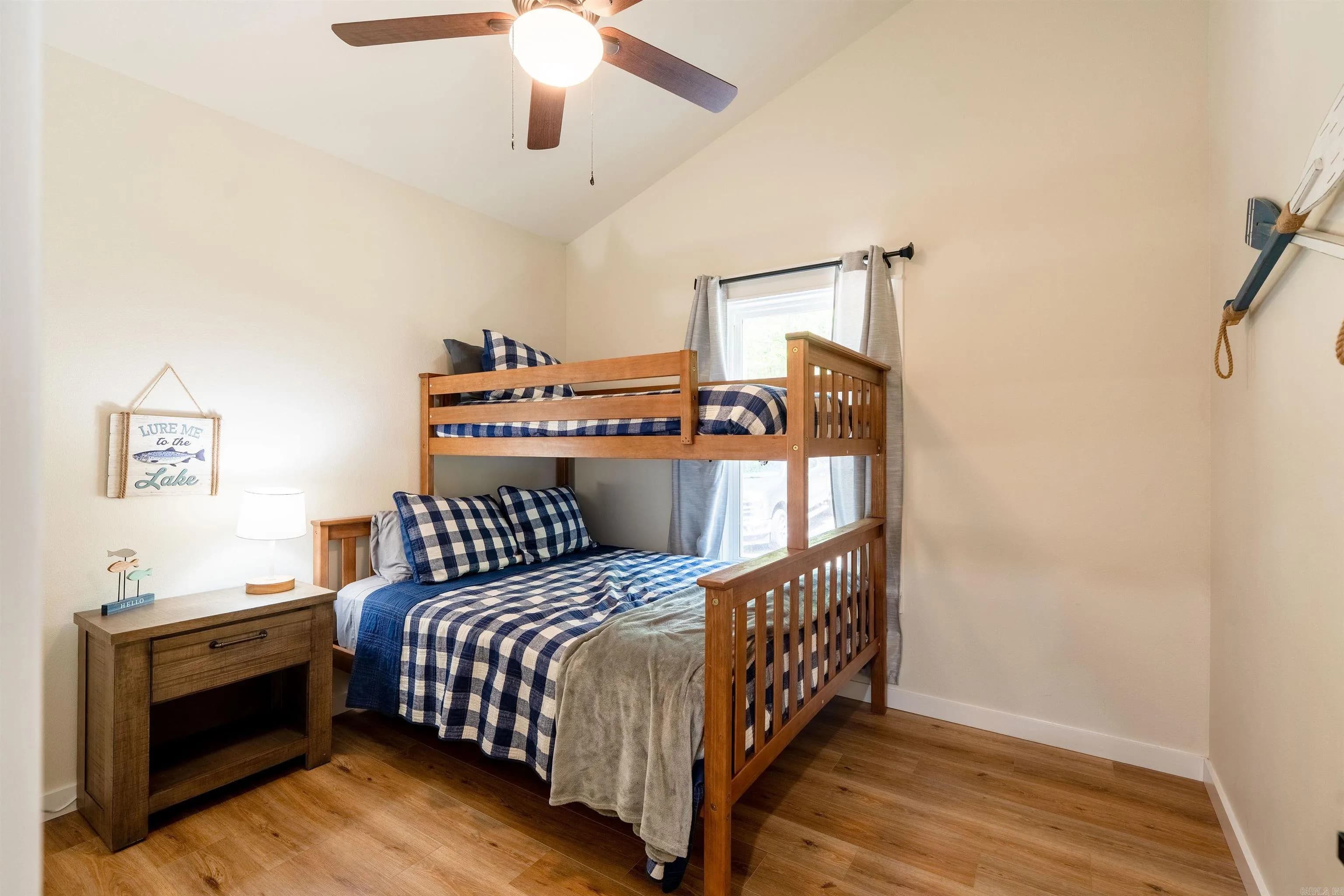 Property at 272  Highland - Image 17