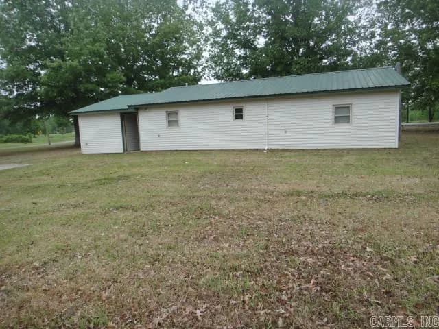 Property at 4098  Hwy 13 - Image 13