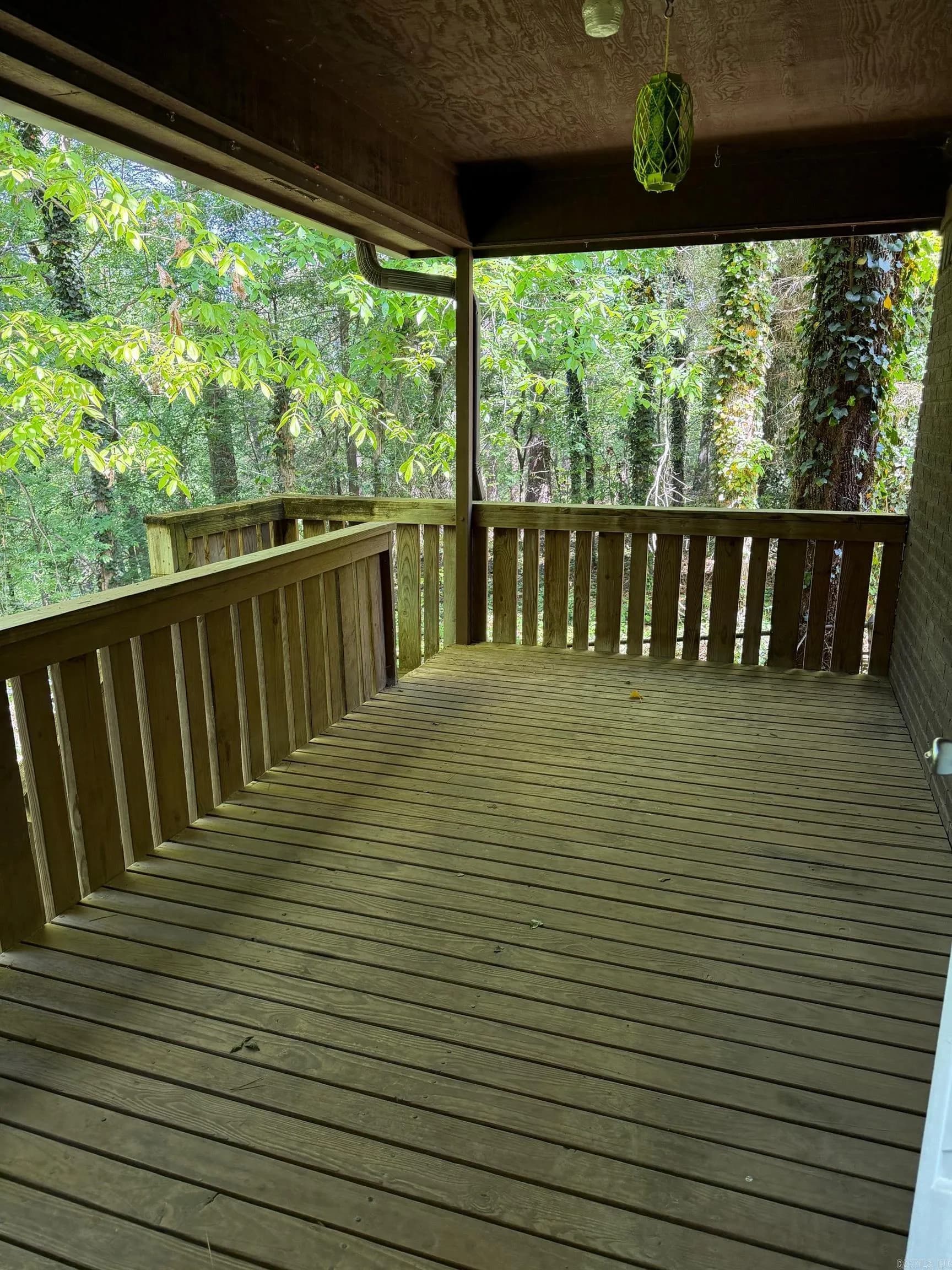 Property at 9  King - Image 38