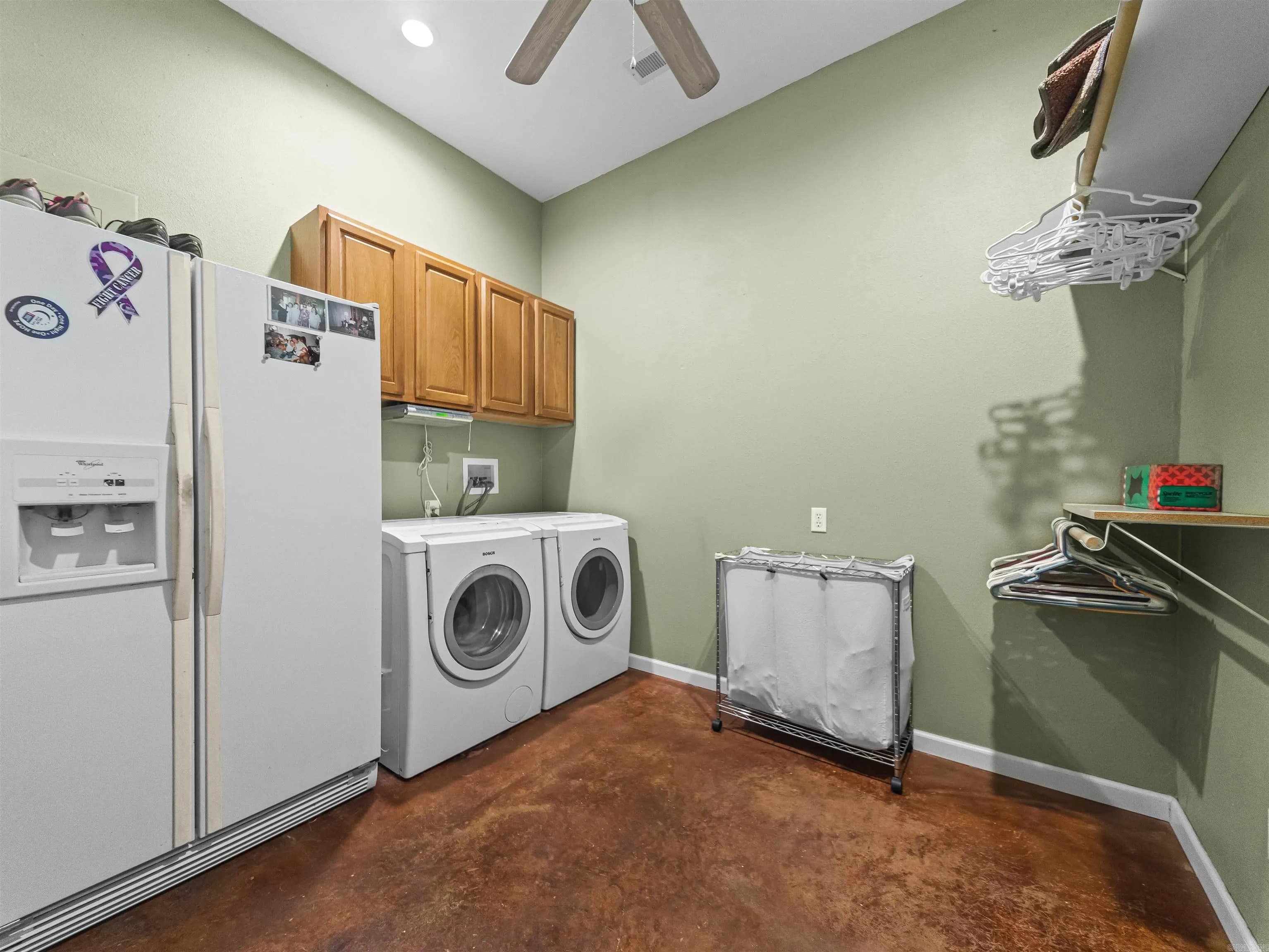 Property at 136  Peppermint - Image 27