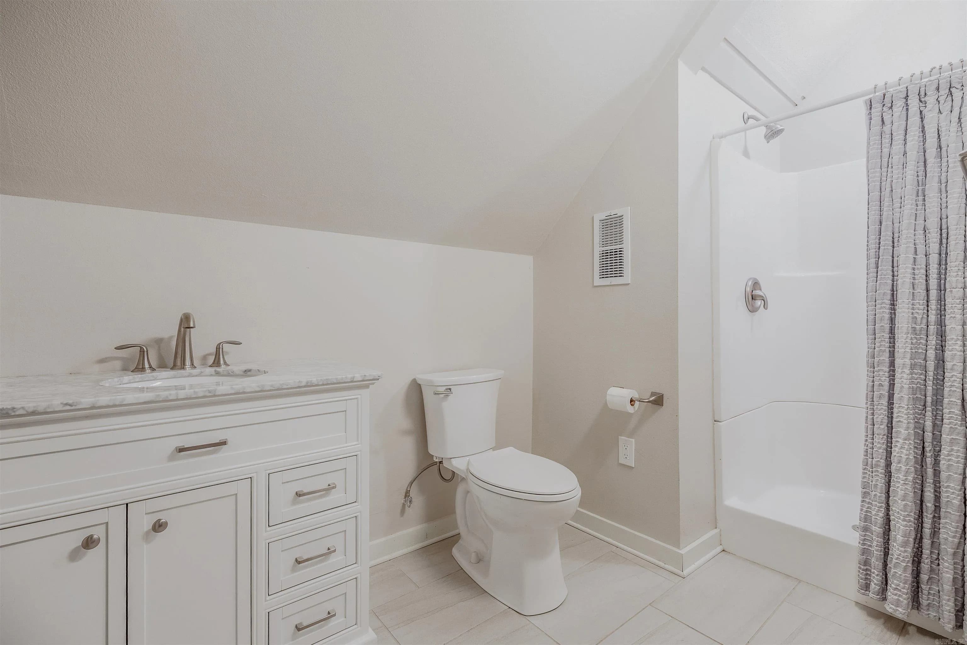 Property at 108  Heather lane - Image 18