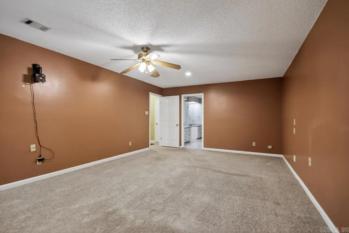 Property at 19801  Mallard - Image 25