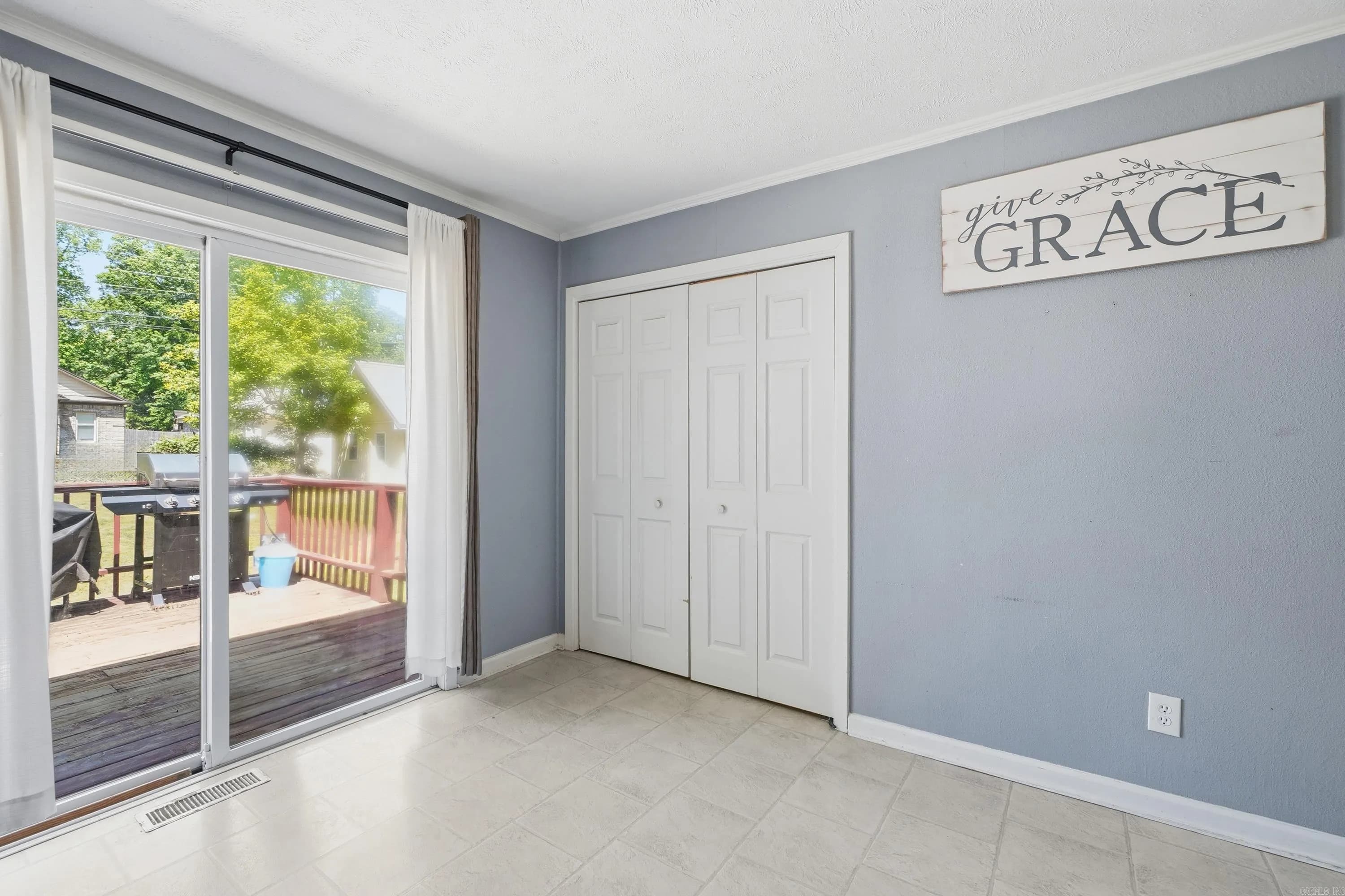 Property at 1002  Eastern - Image 9