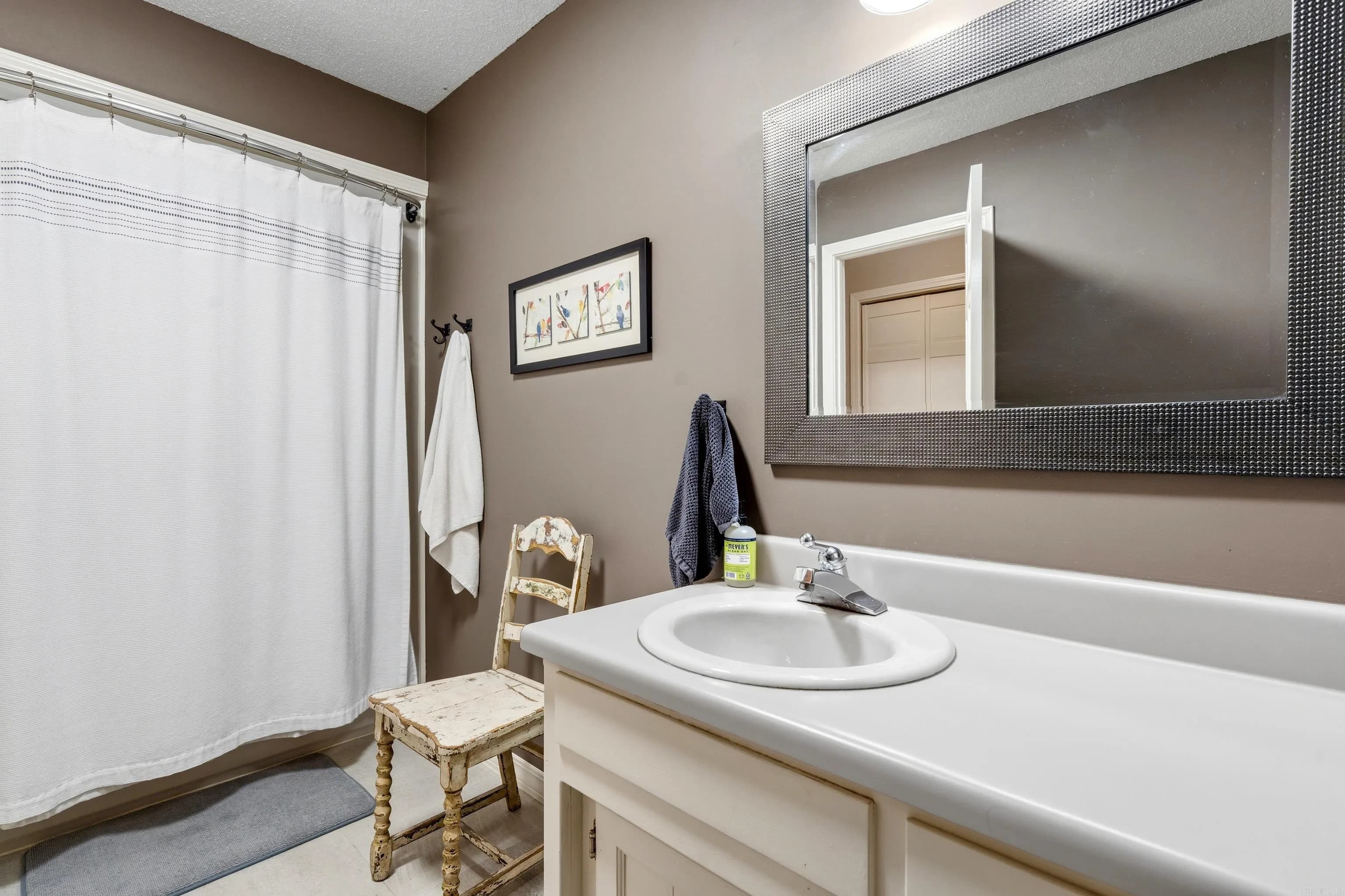 Property at 1502  Millcreek - Image 28