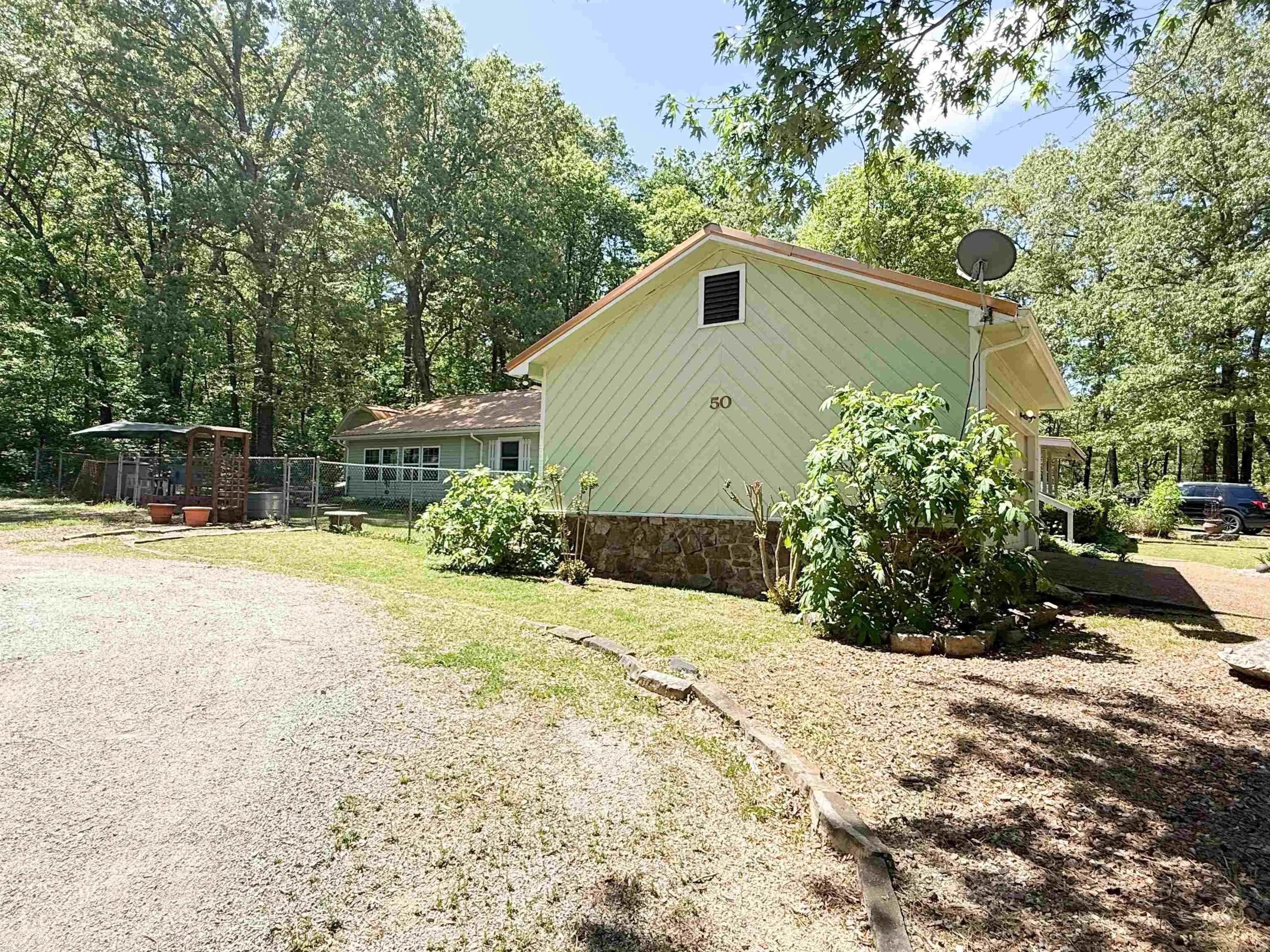 Property at 50  Cherokee - Image 3