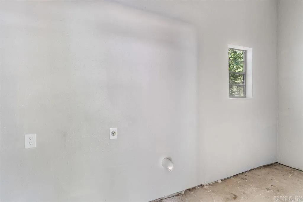 Property at 9914  Pinnacle - Image 43
