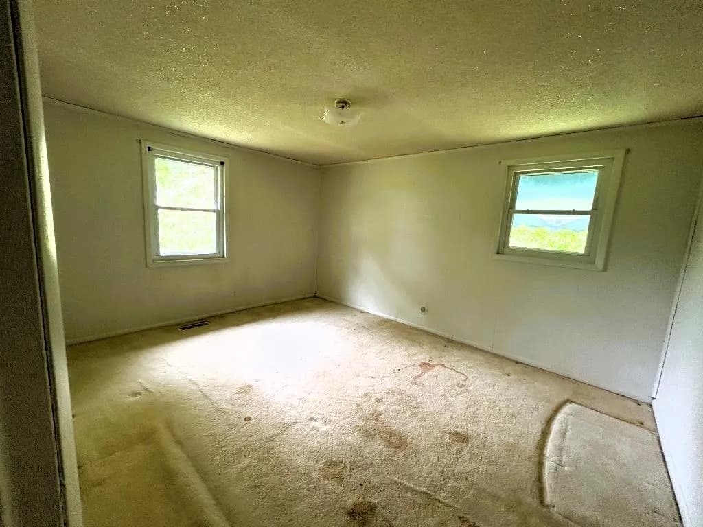 Property at 227  Cedar creek - Image 24